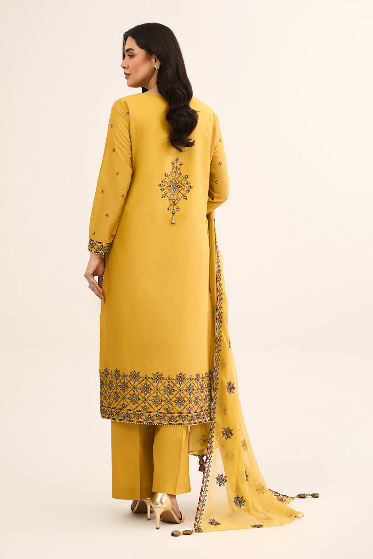 LAWN | EMBROIDERED - Shop Now at Kayseria