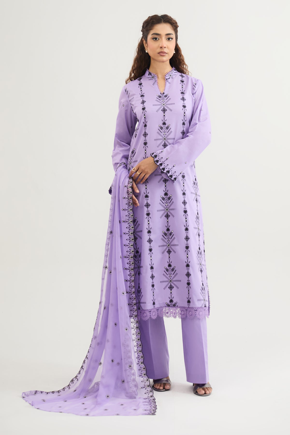 LAWN | EMBROIDERED - Shop Now at Kayseria