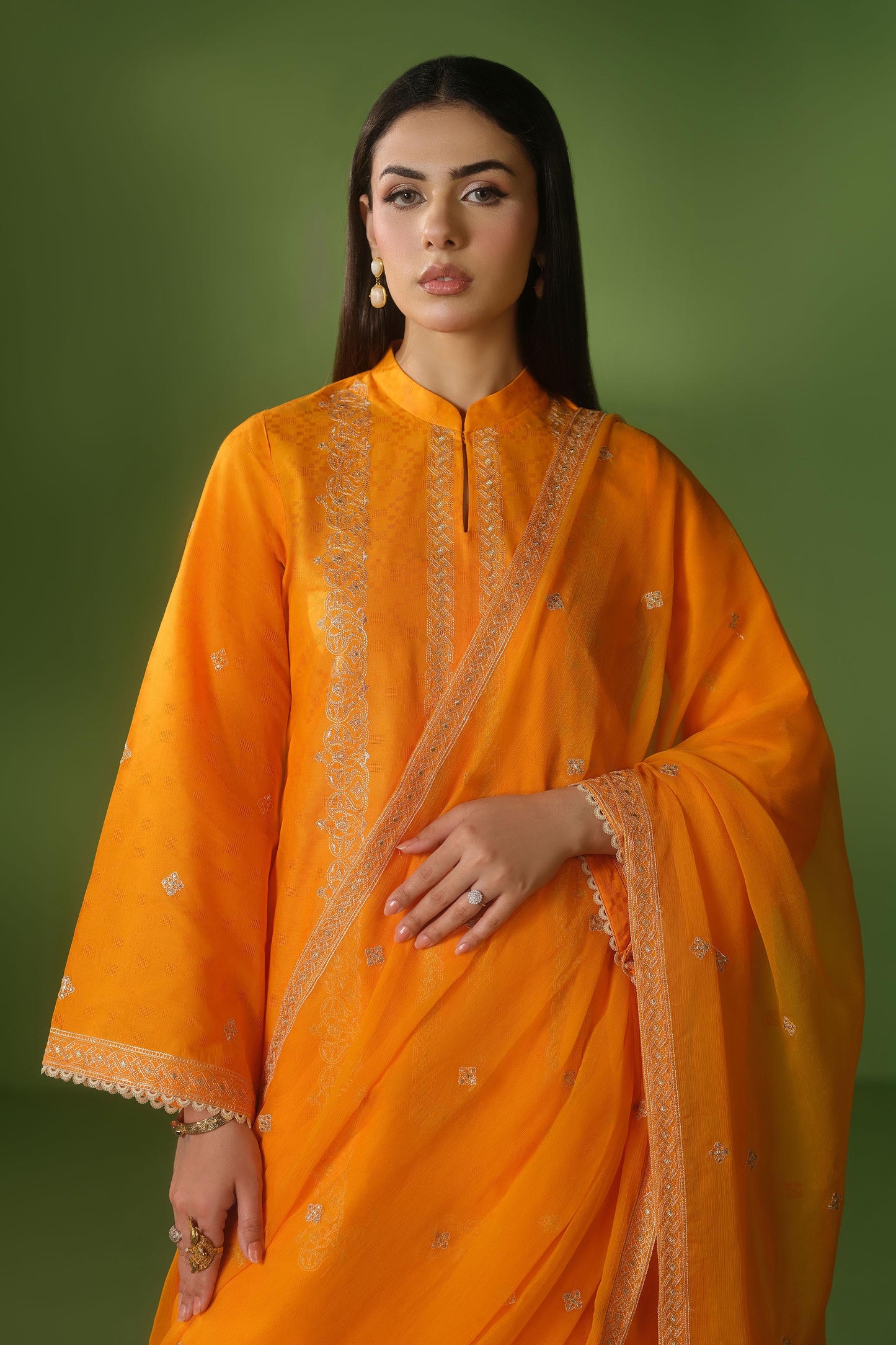 JACQUARD | EMBROIDERED