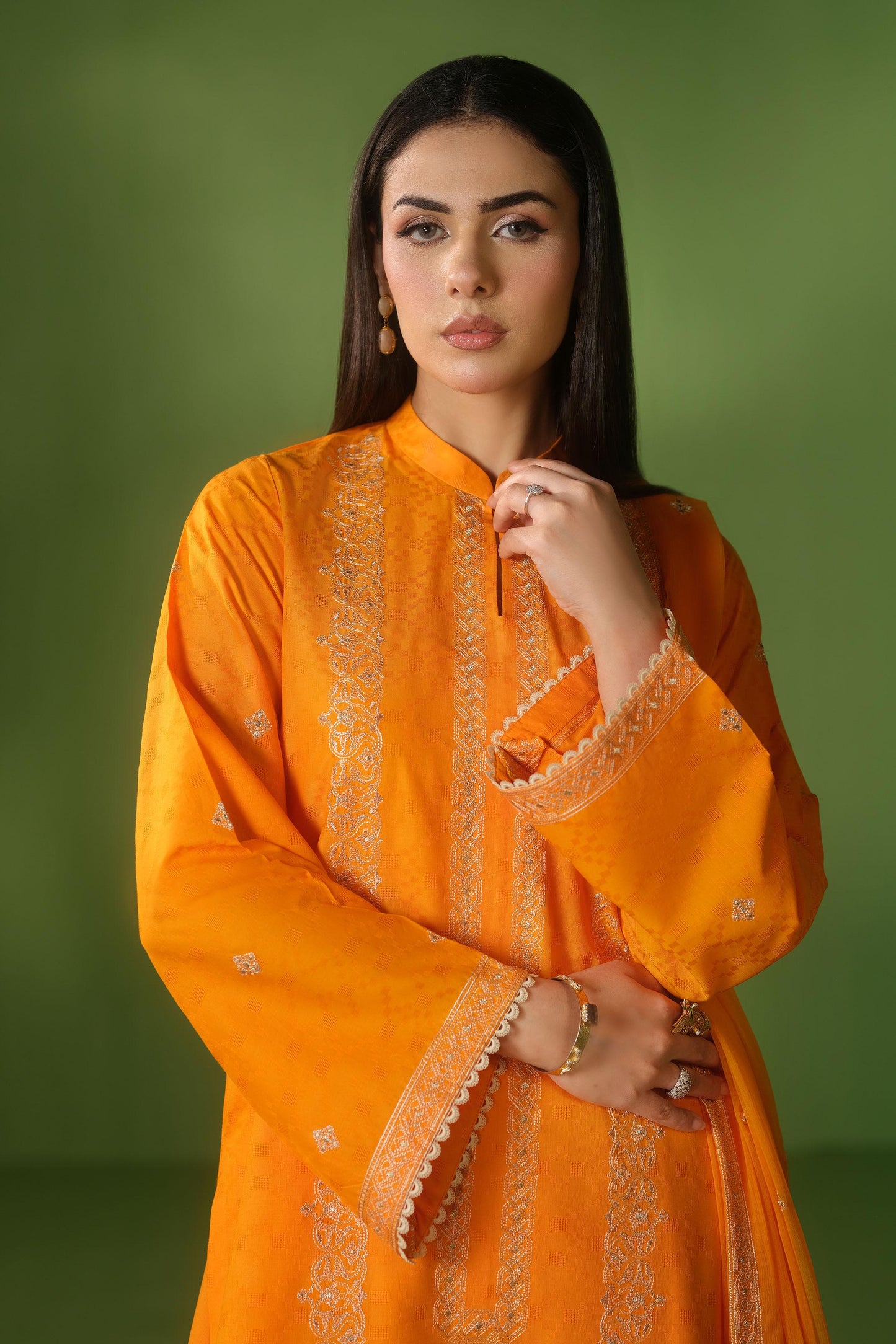 JACQUARD | EMBROIDERED