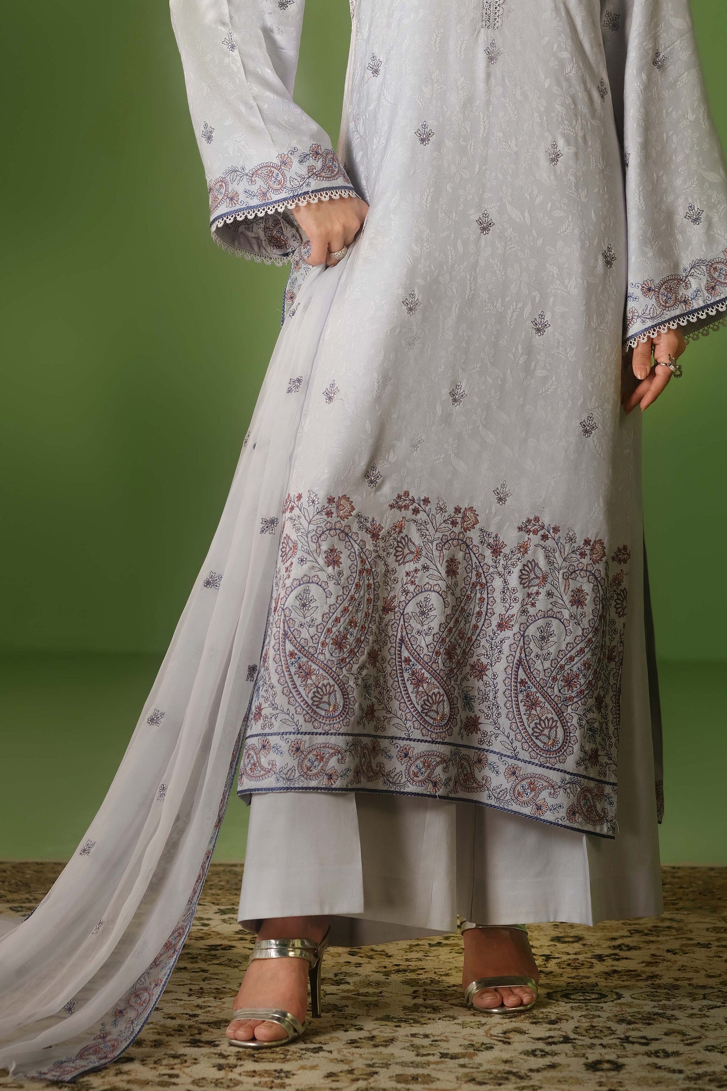 JACQUARD | EMBROIDERED