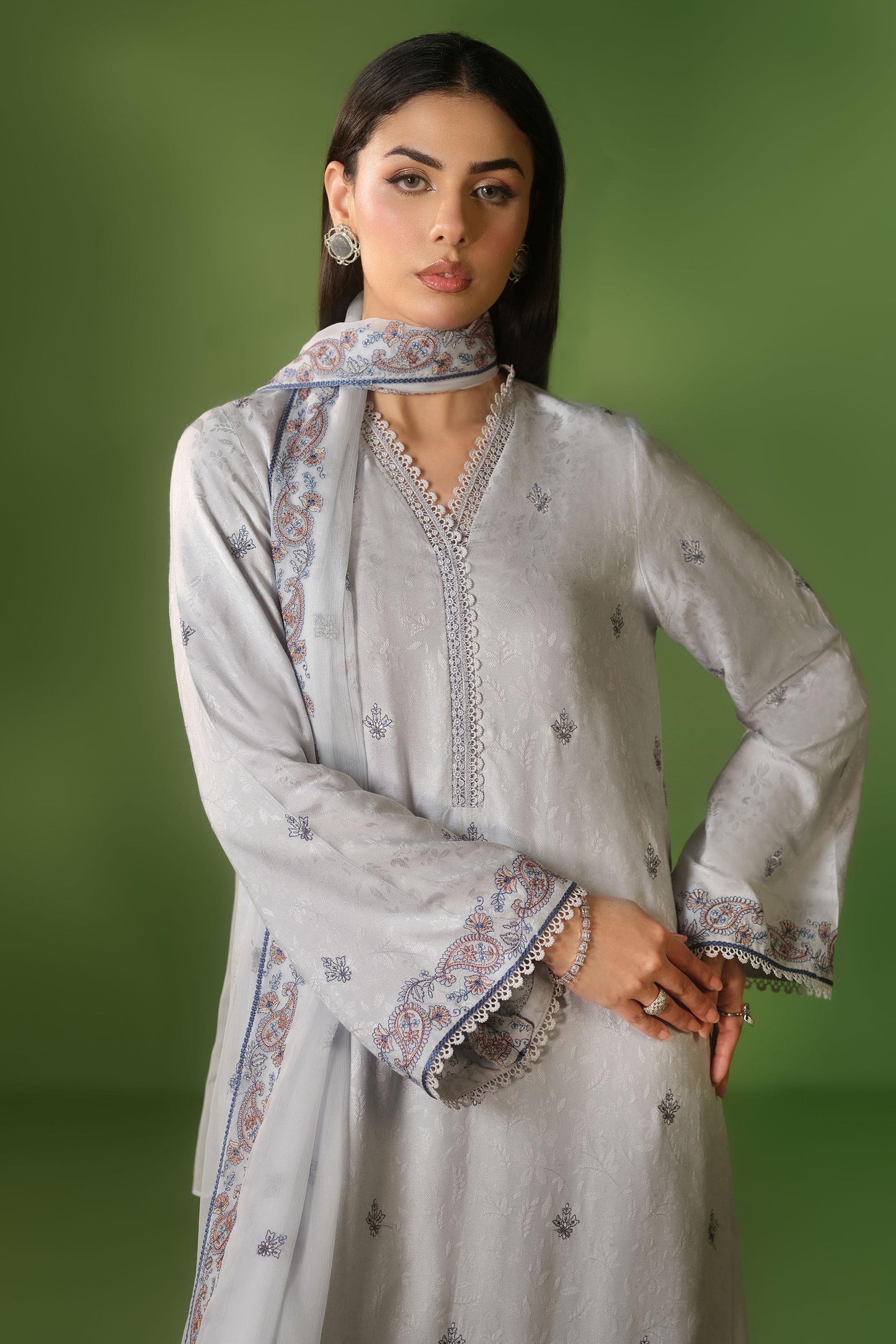 JACQUARD | EMBROIDERED