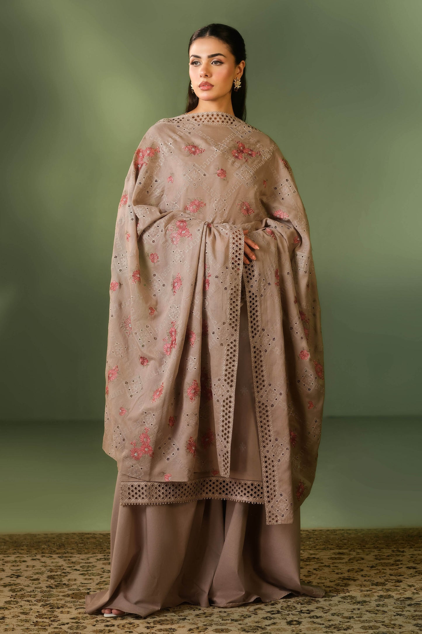 LAWN | EMBROIDERED