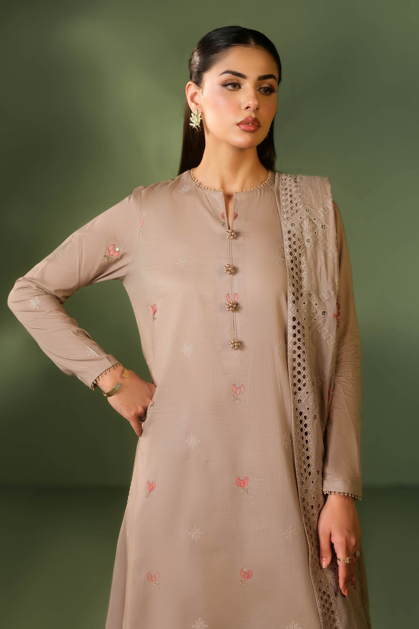 LAWN | EMBROIDERED