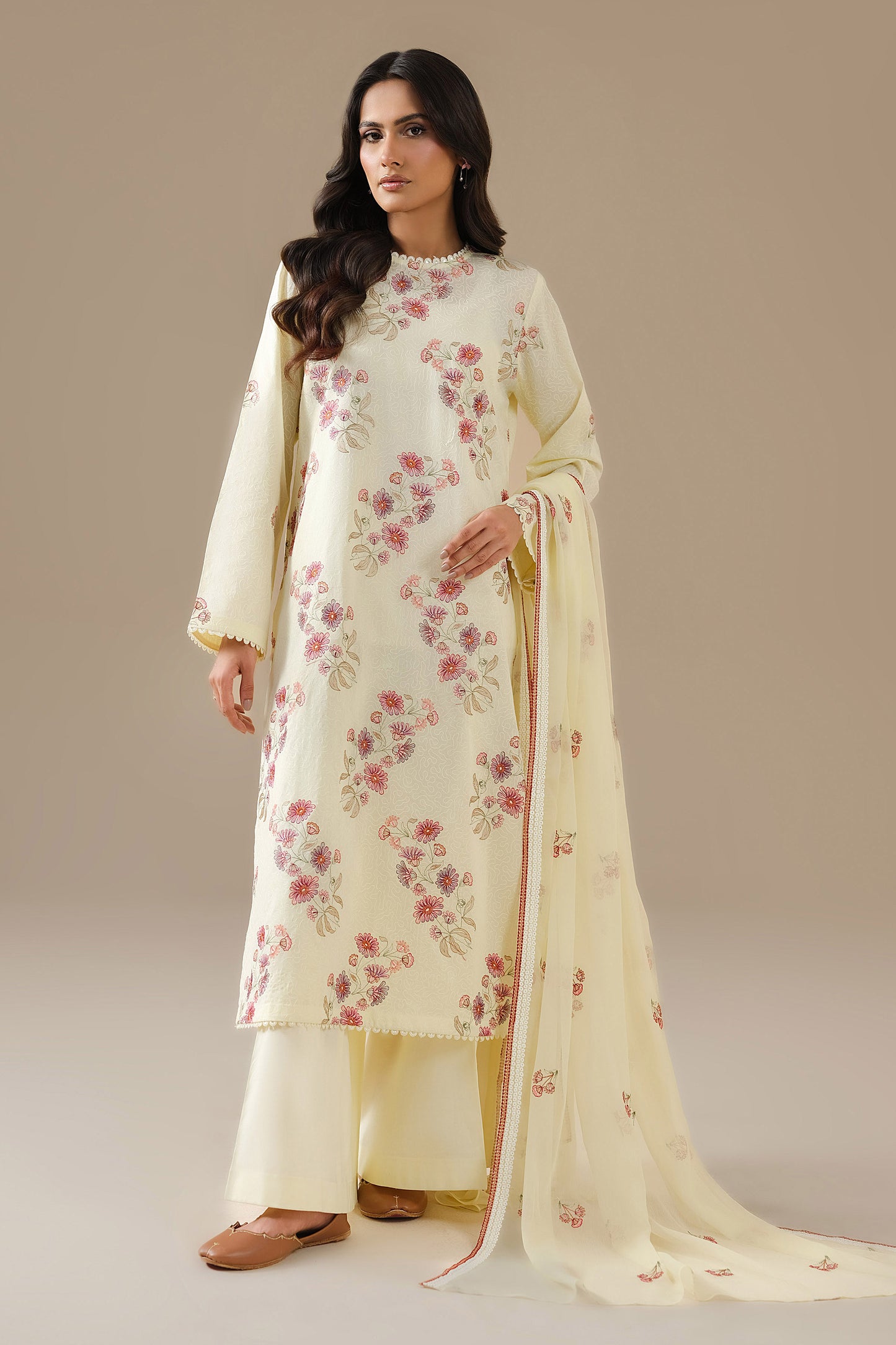 LAWN | EMBROIDERED