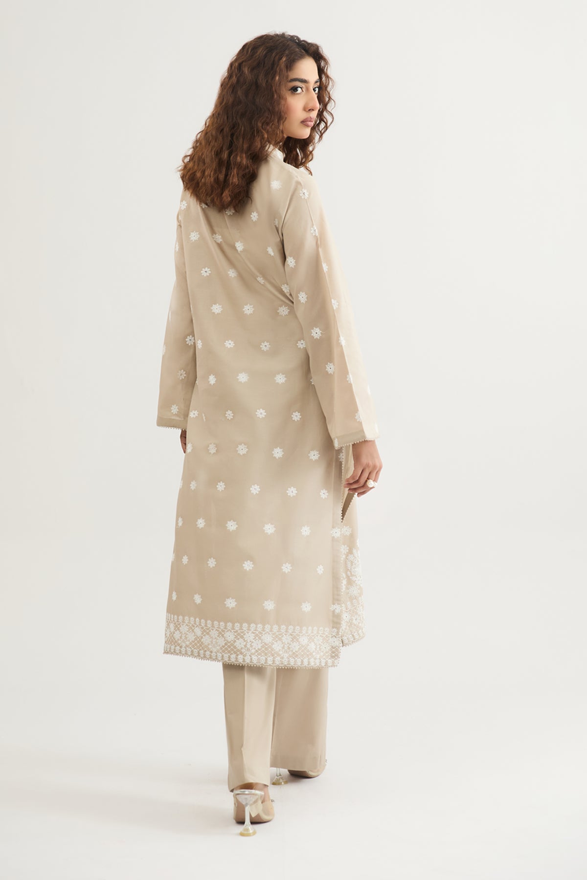 LAWN | EMBROIDERED - Shop Now at Kayseria