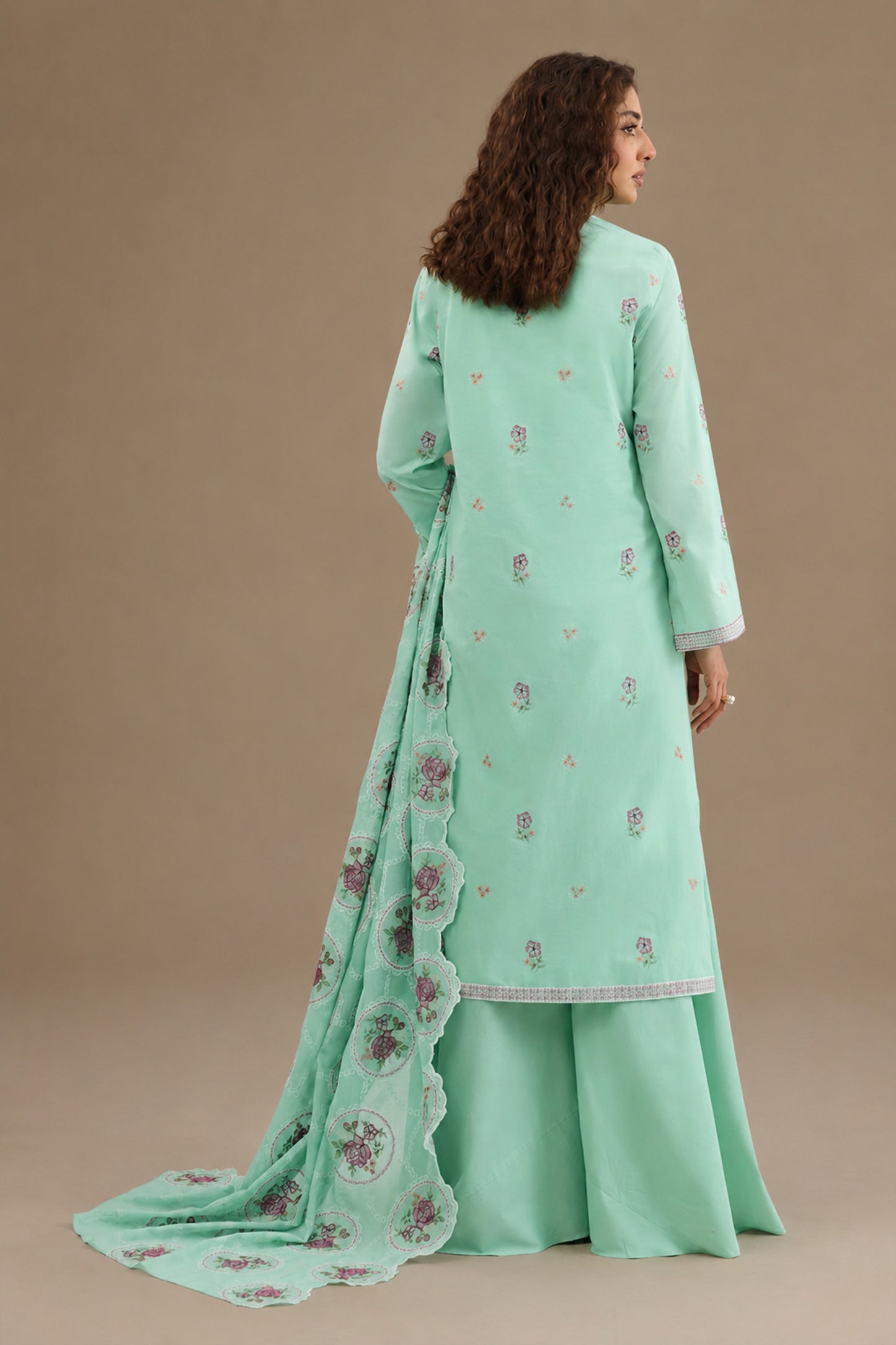 LAWN | EMBROIDERED