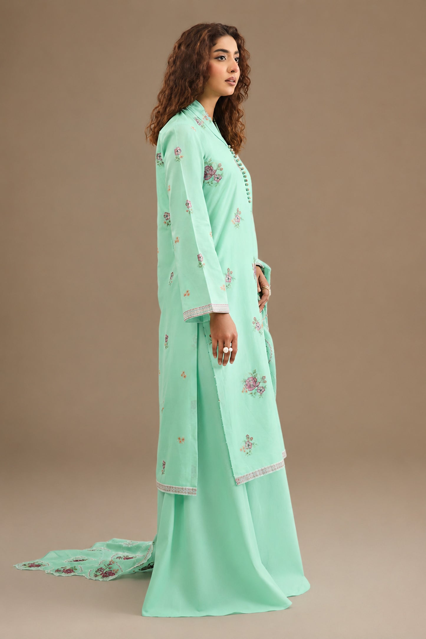LAWN | EMBROIDERED