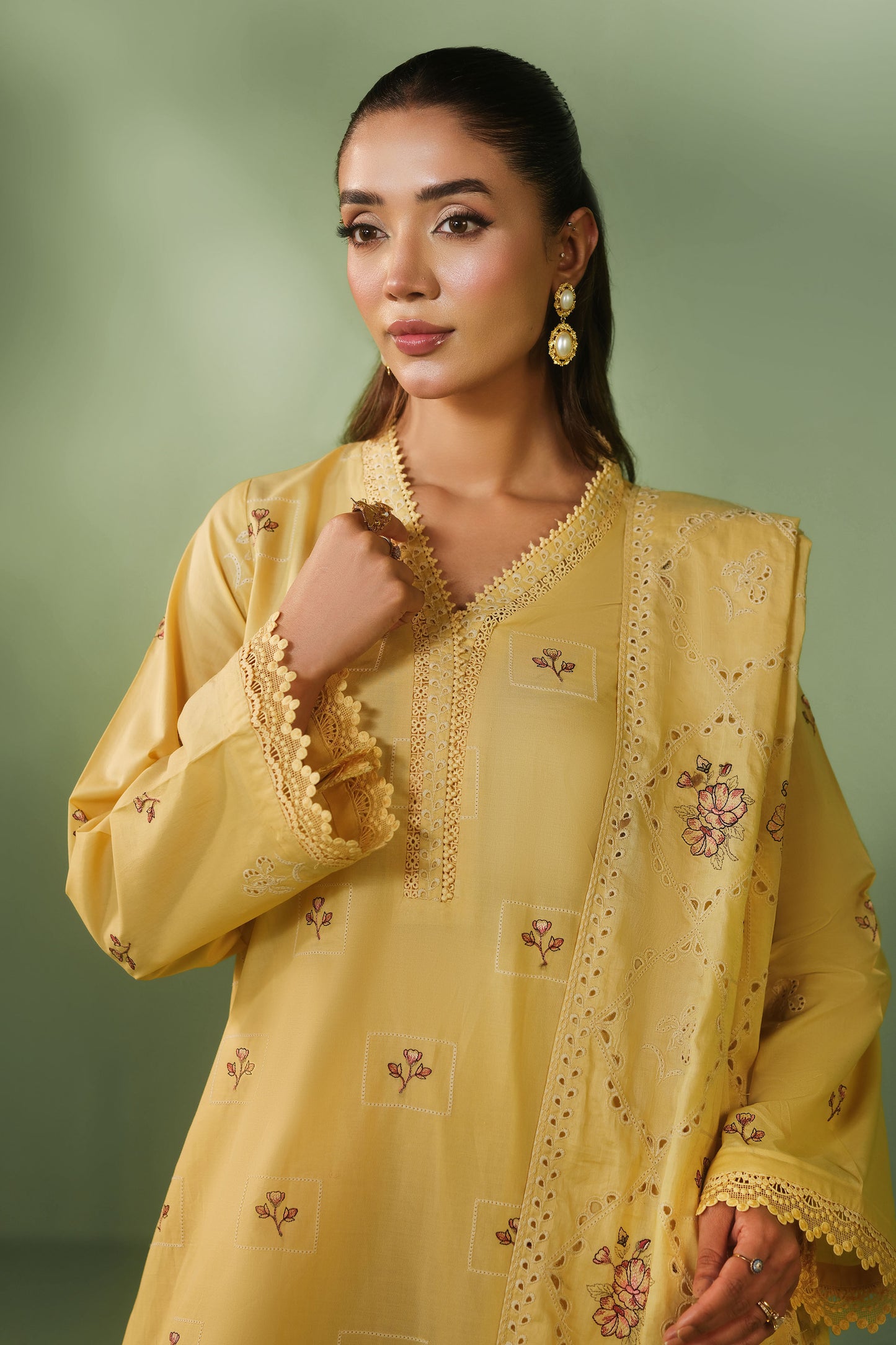 LAWN | EMBROIDERED
