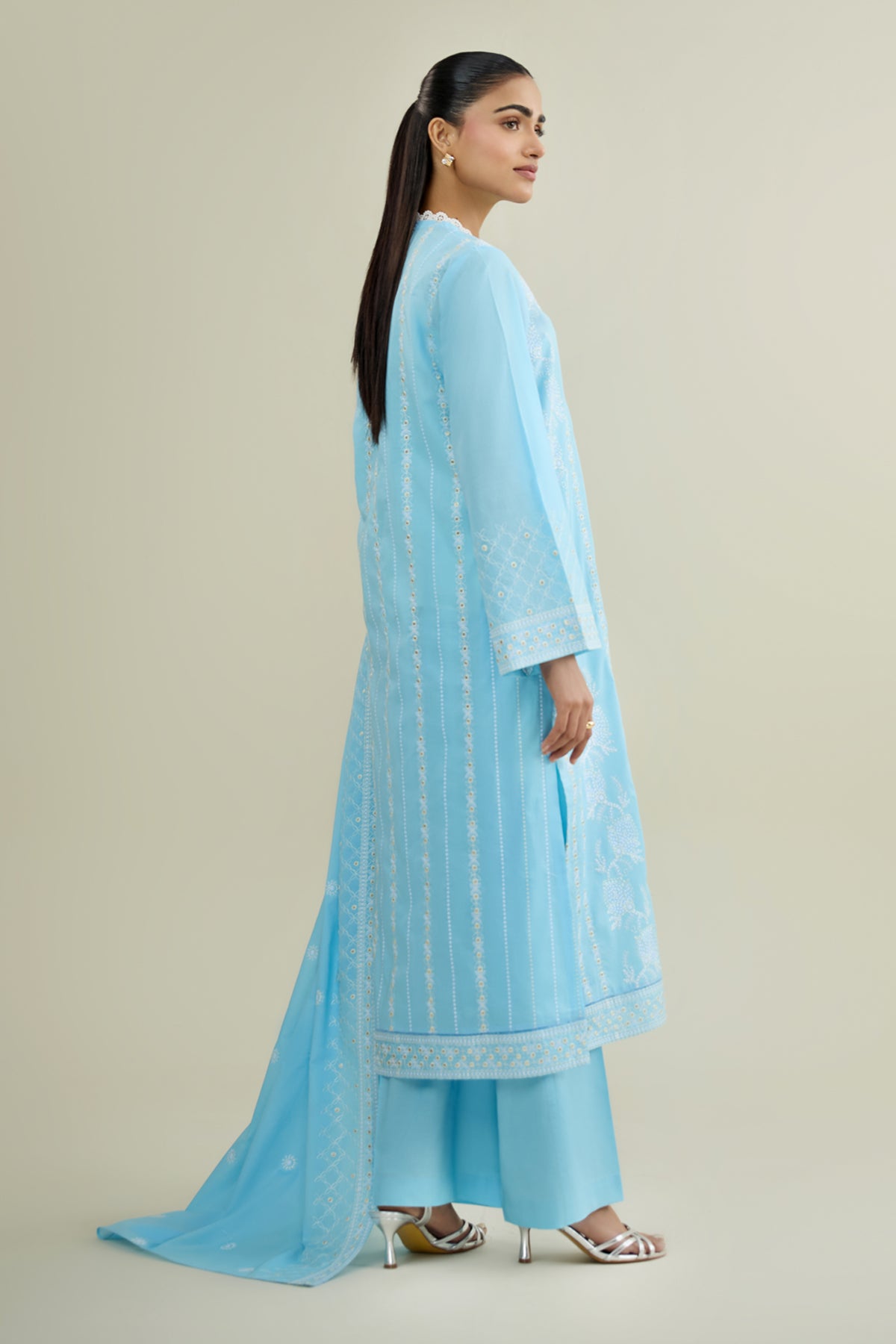 3 Piece - Embroidered Lawn Suit - E2003 - Shop Now at Kayseria