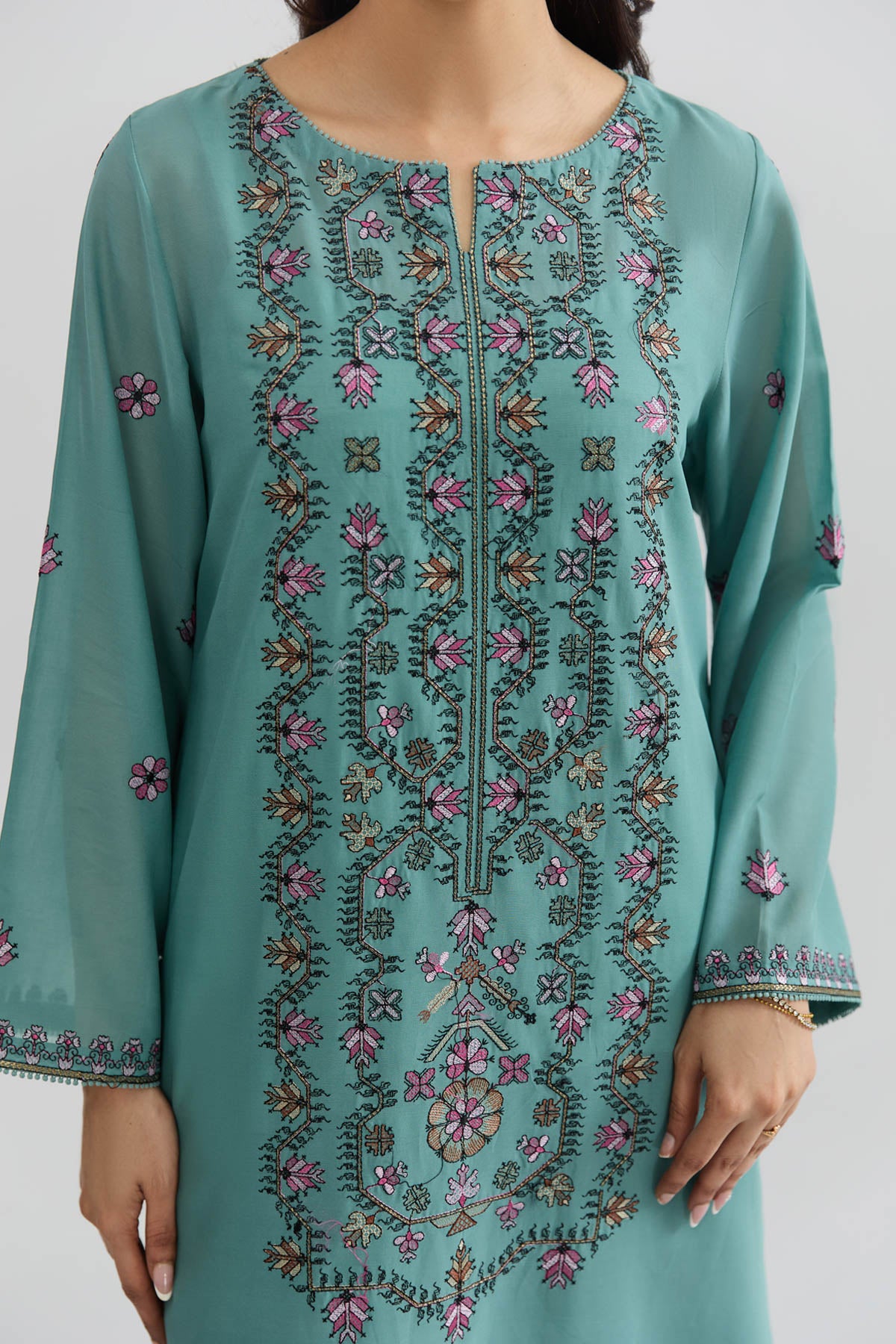 SWISS LAWN | EMBROIDERED