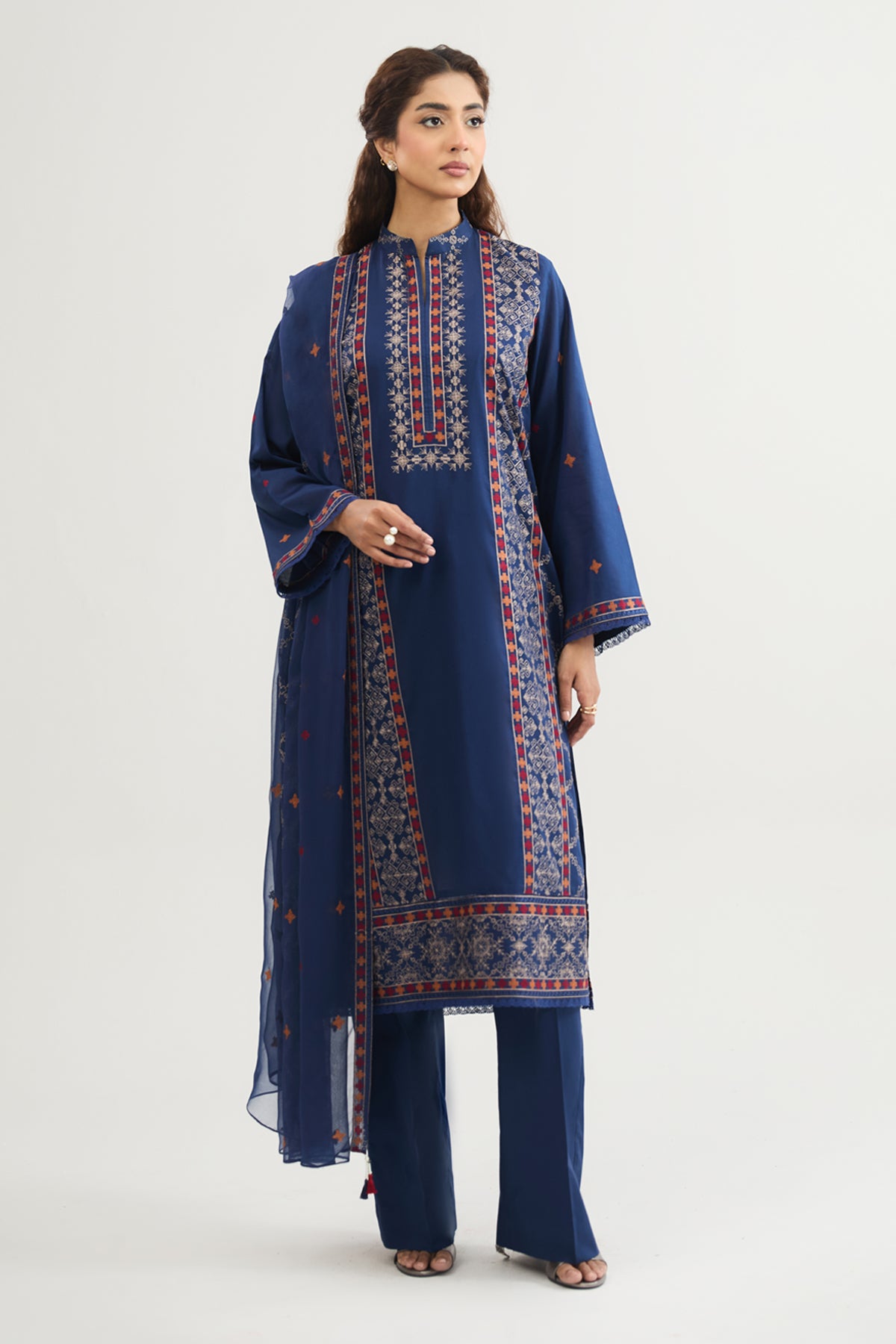 LAWN | EMBROIDERED - Shop Now at Kayseria