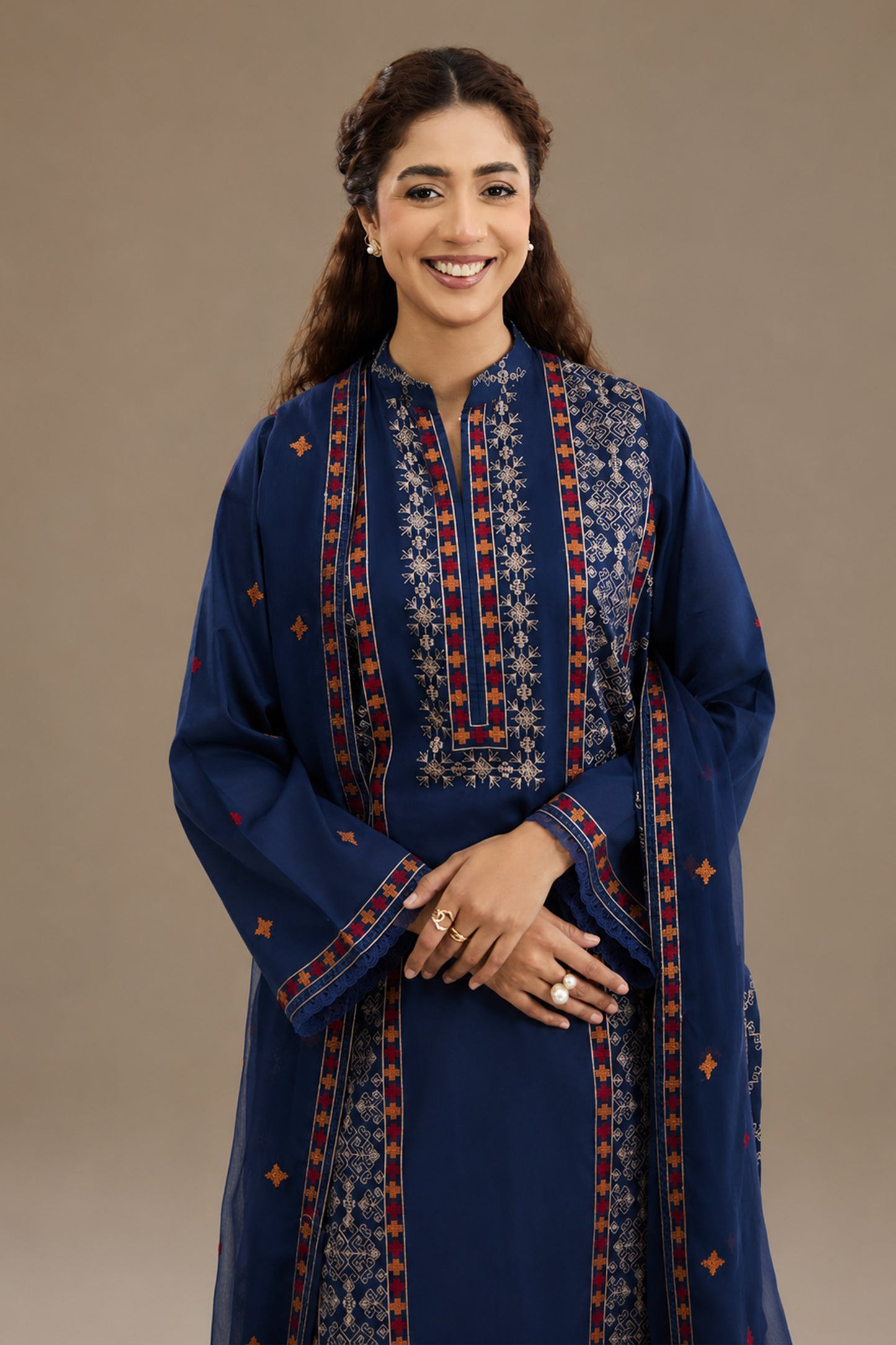 LAWN | EMBROIDERED