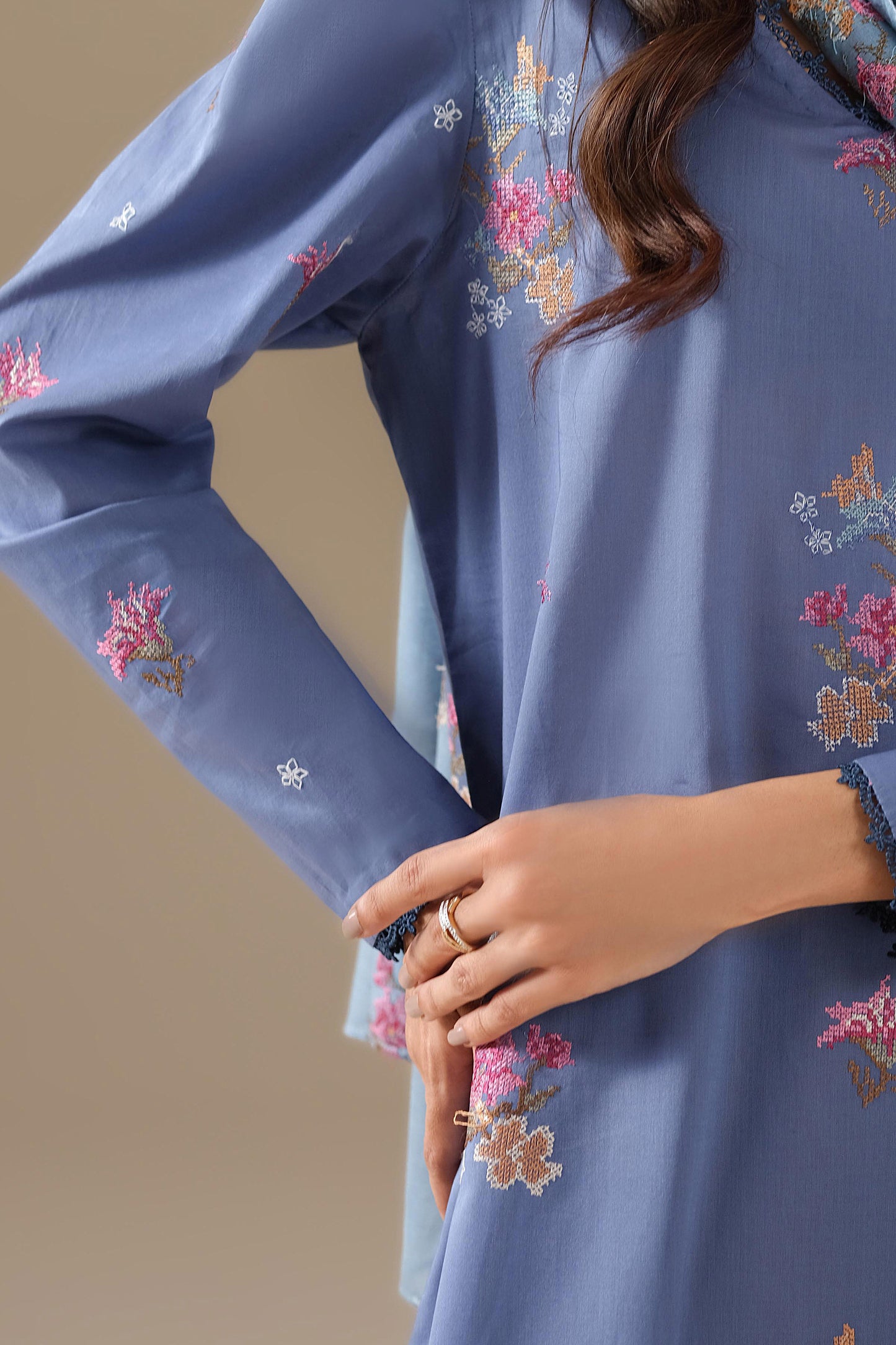 DHAKA MALMAL | EMBROIDERED