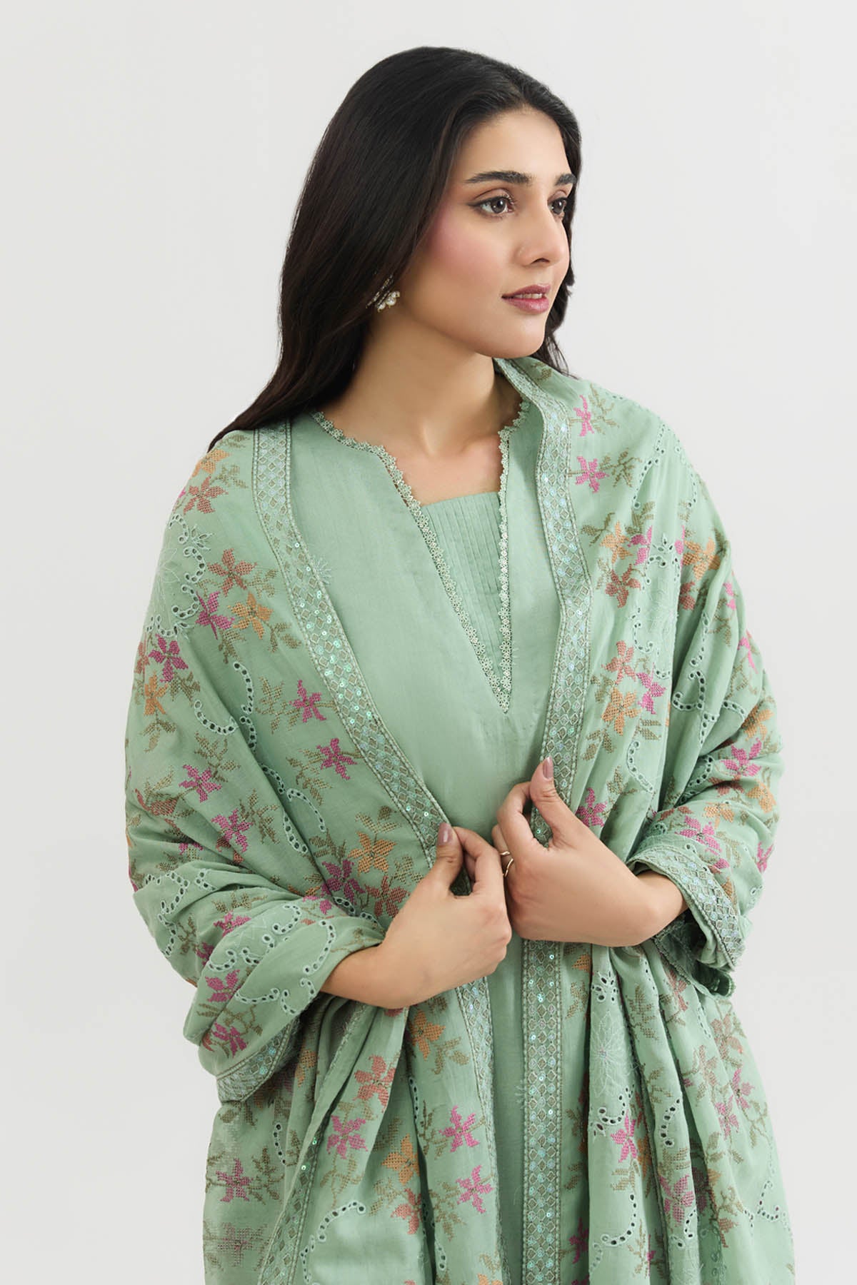 DHAKA MALMAL | EMBROIDERED - Shop Now at Kayseria