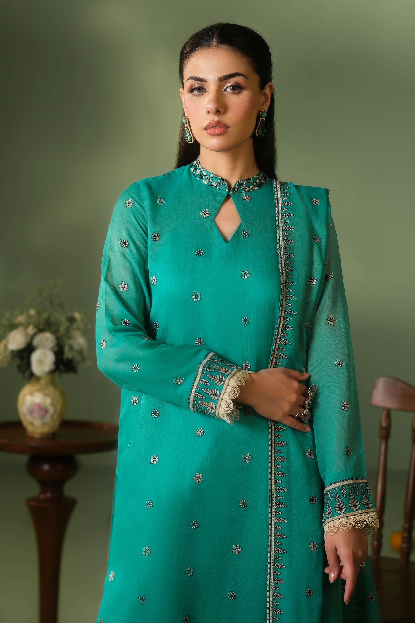DHAKA MALMAL | EMBROIDERED