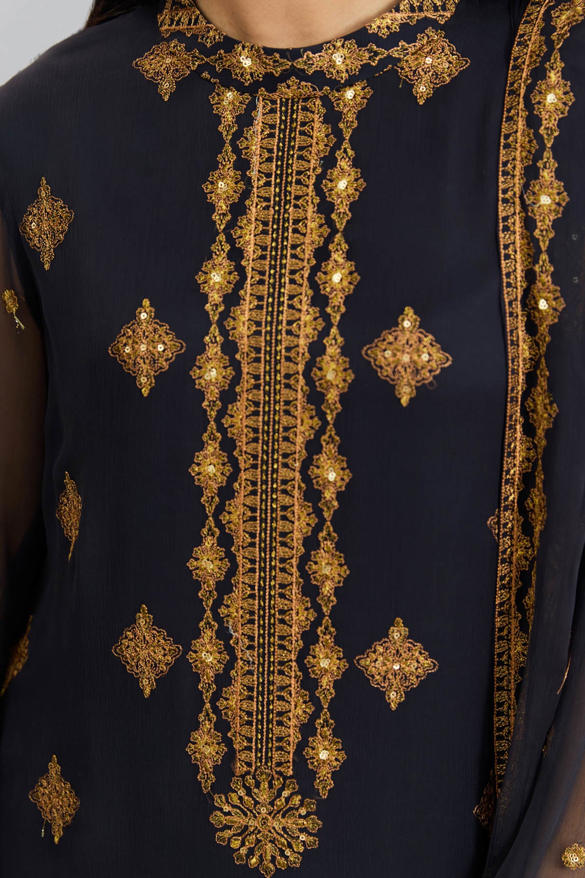 BAMBER CHIFFON | EMBROIDERED - Shop Now at Kayseria