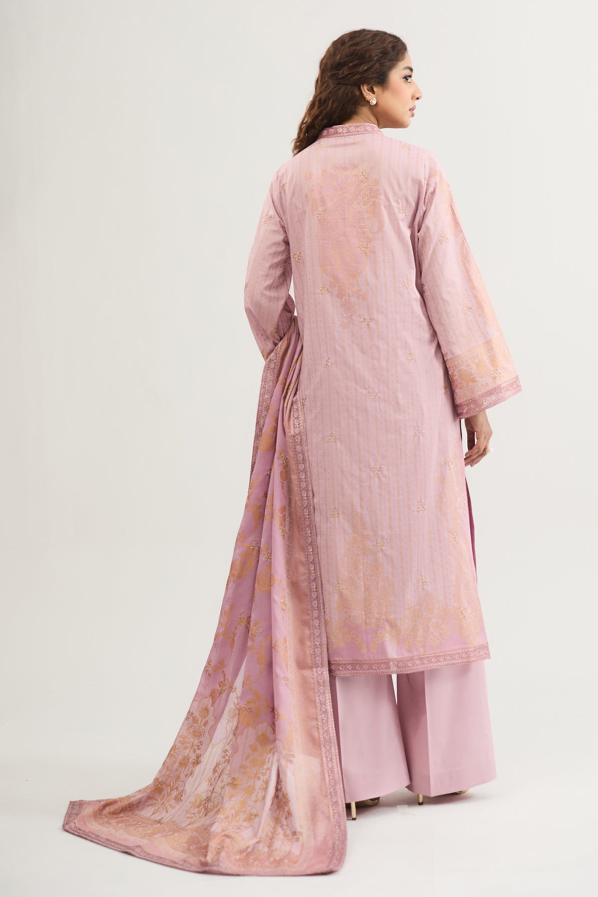 LAWN | EMBROIDERED - Shop Now at Kayseria