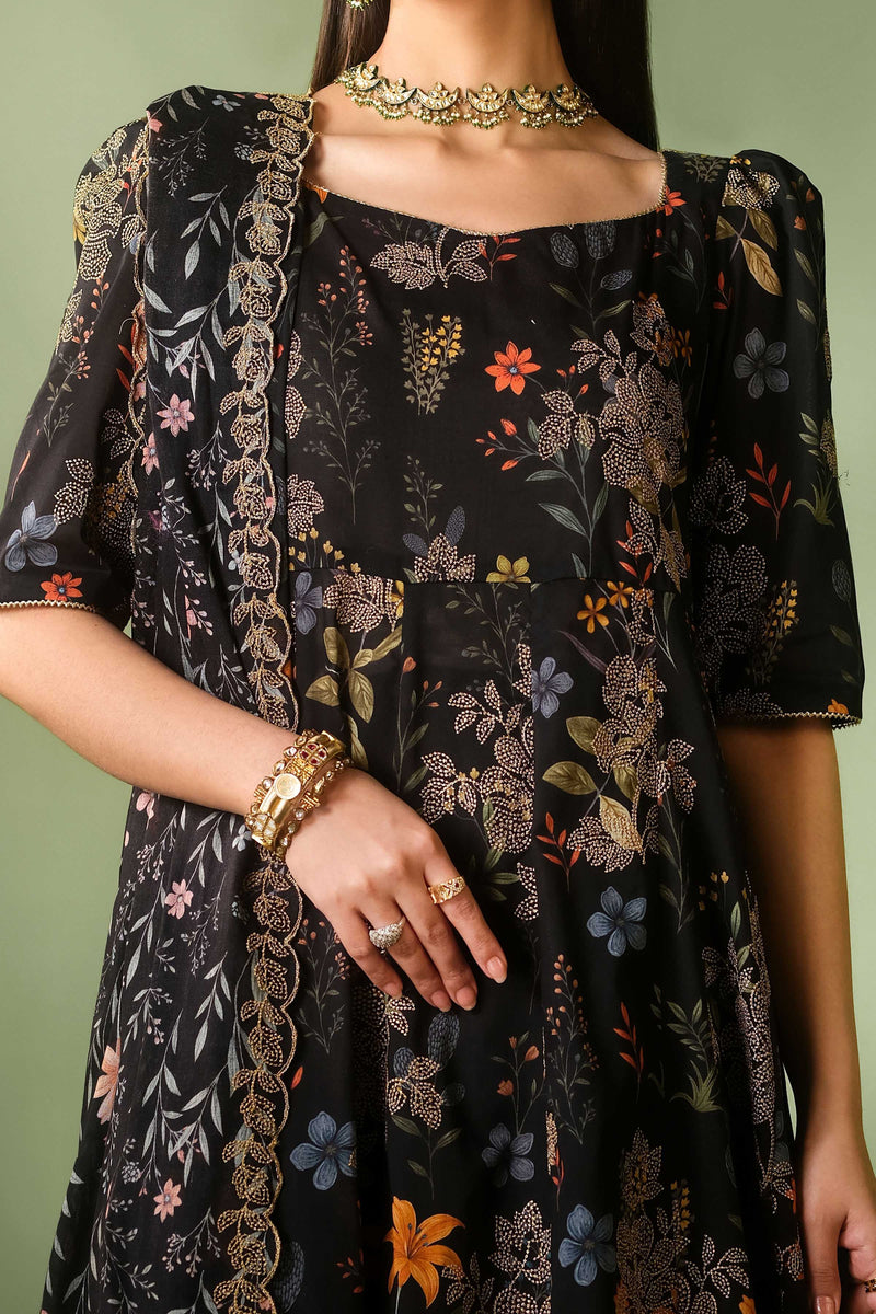LAWN | EMBROIDERED