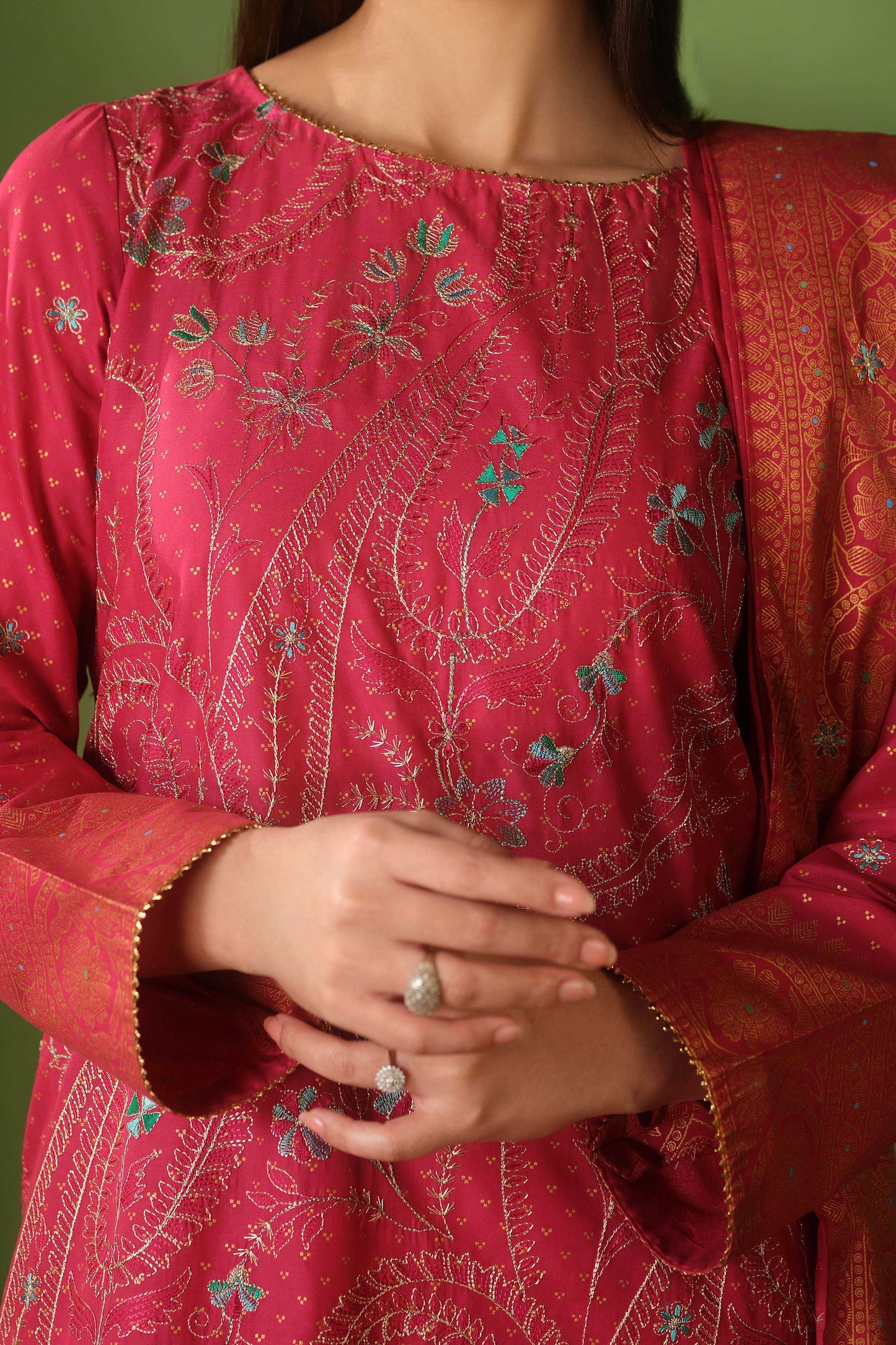 LAWN | EMBROIDERED