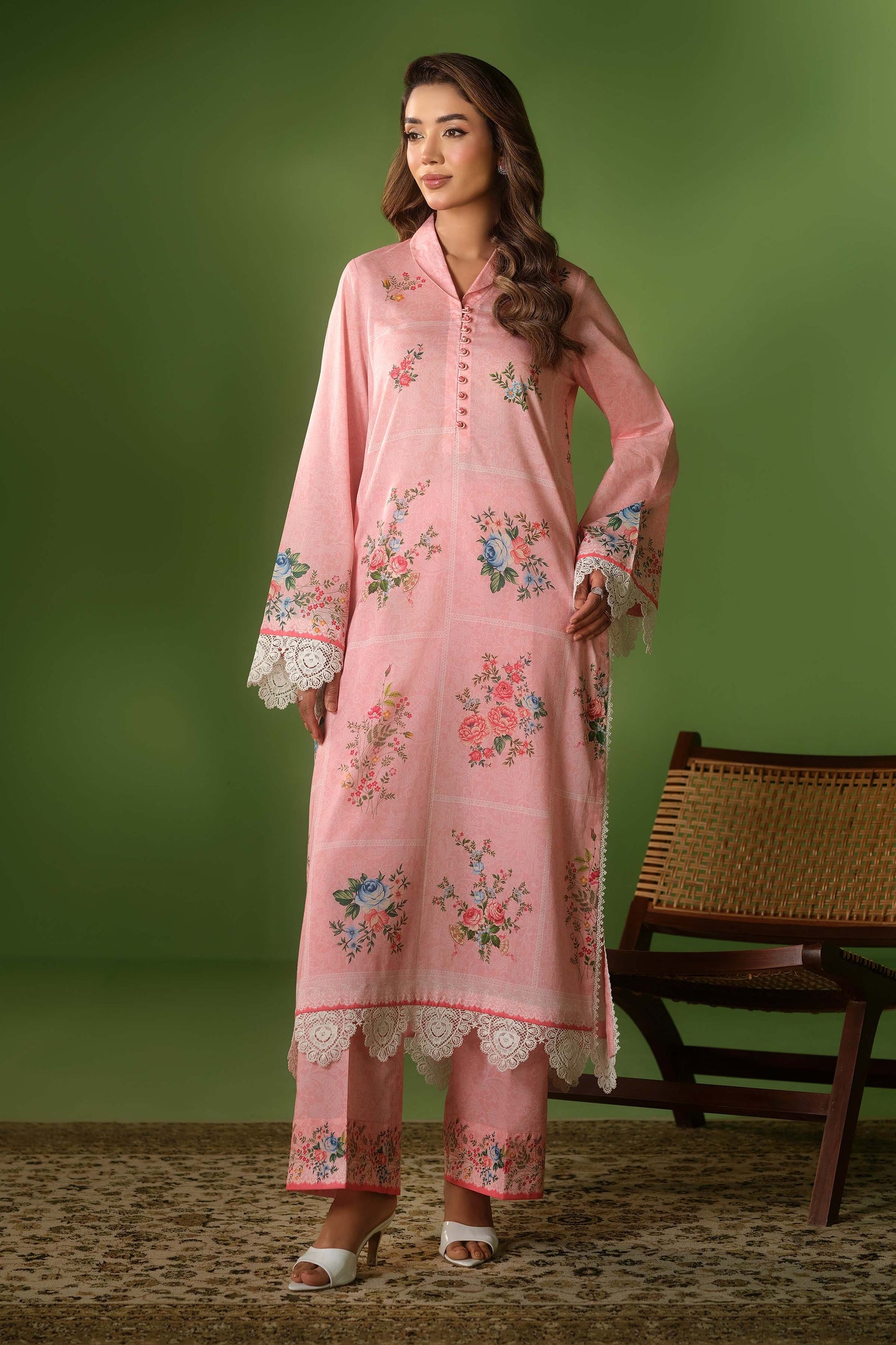 LAWN | EMBROIDERED