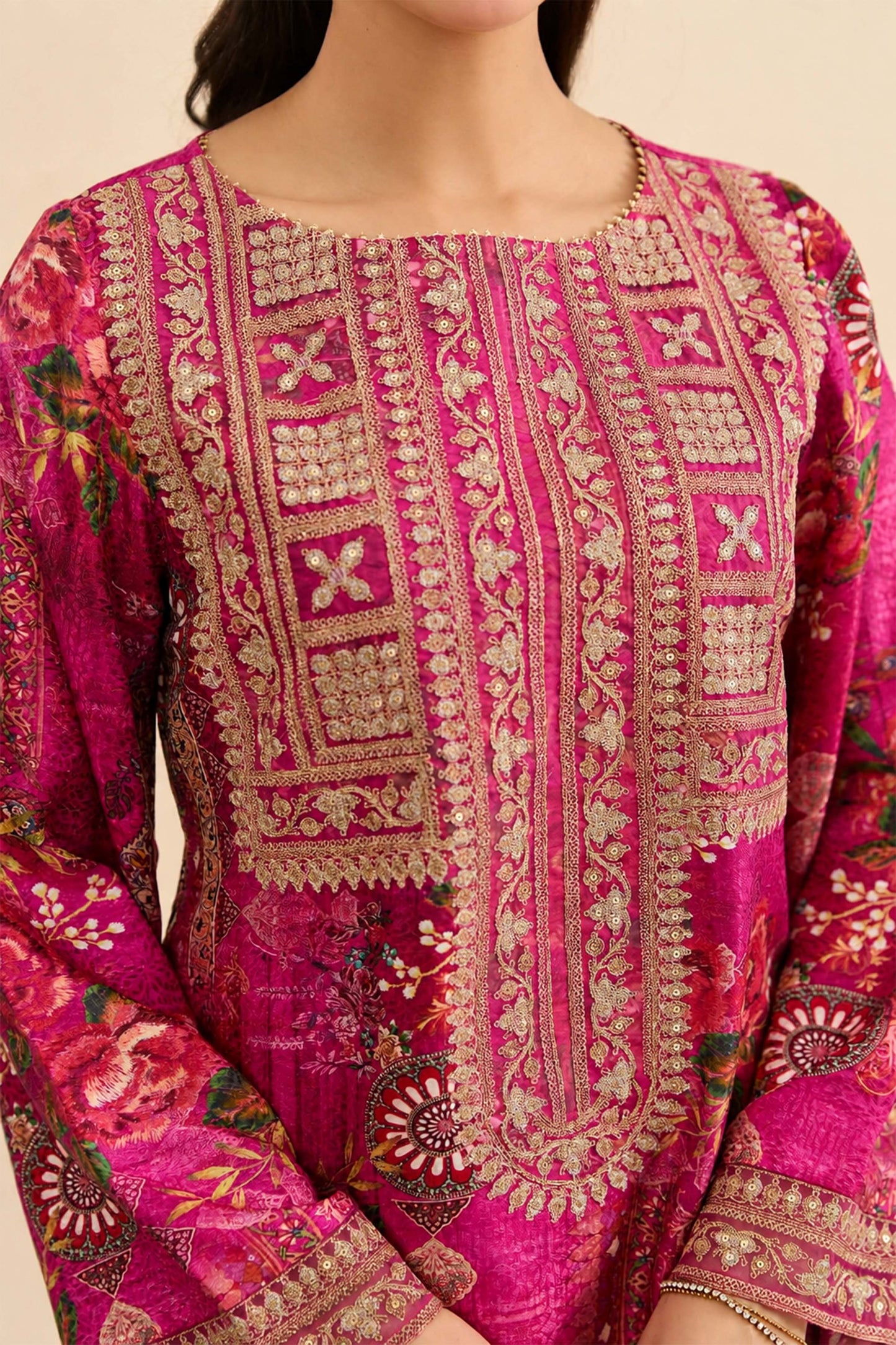 JACQUARD | EMBROIDERED