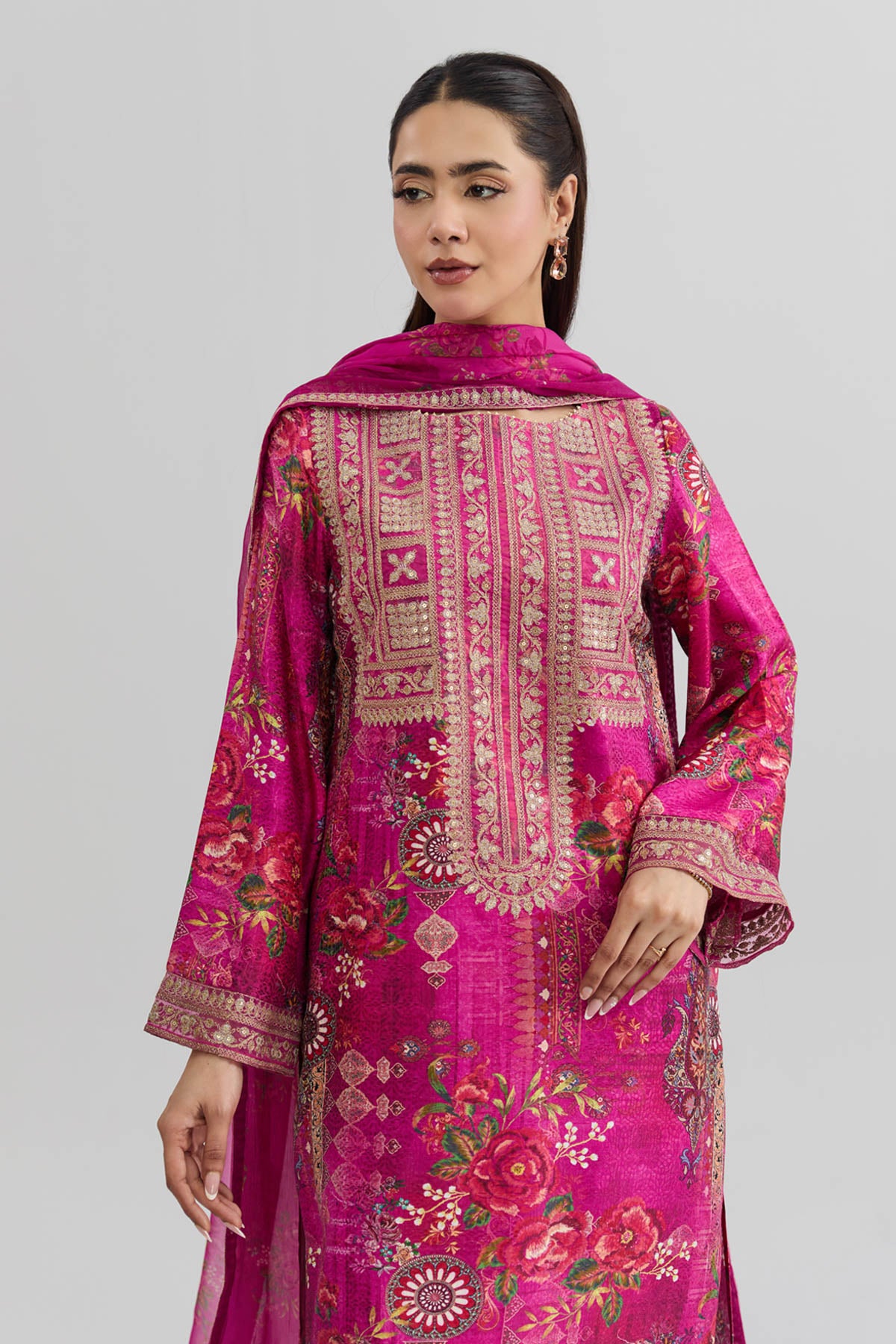 JACQUARD | EMBROIDERED