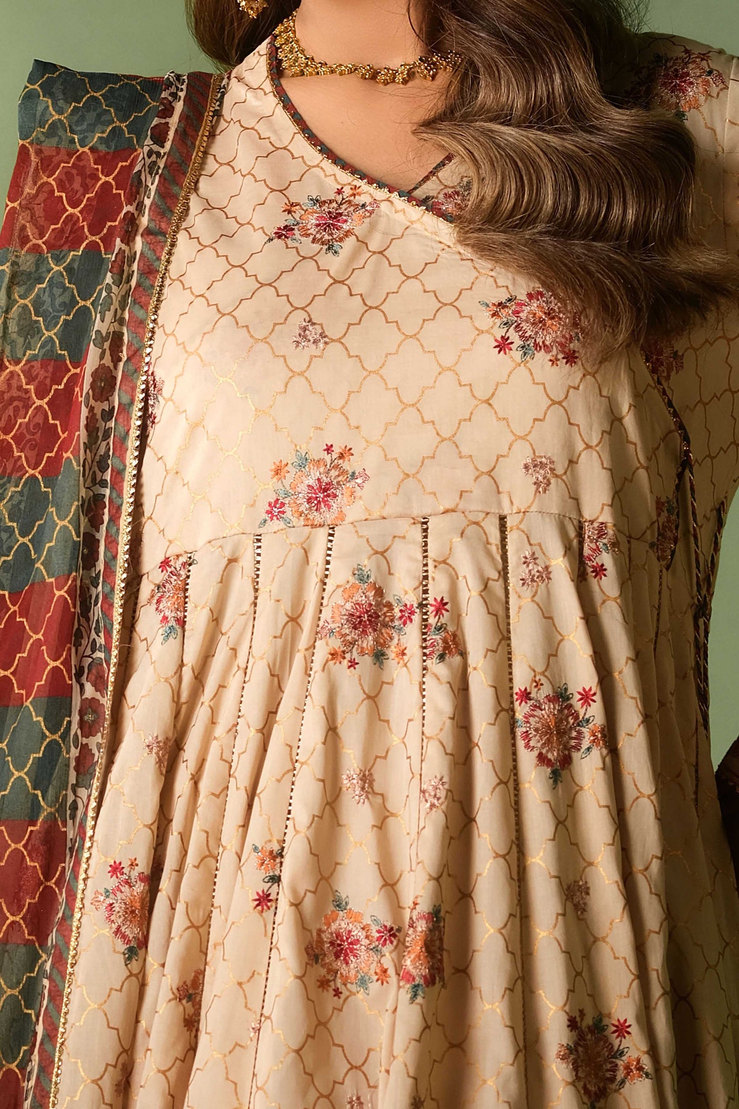 LAWN | EMBROIDERED