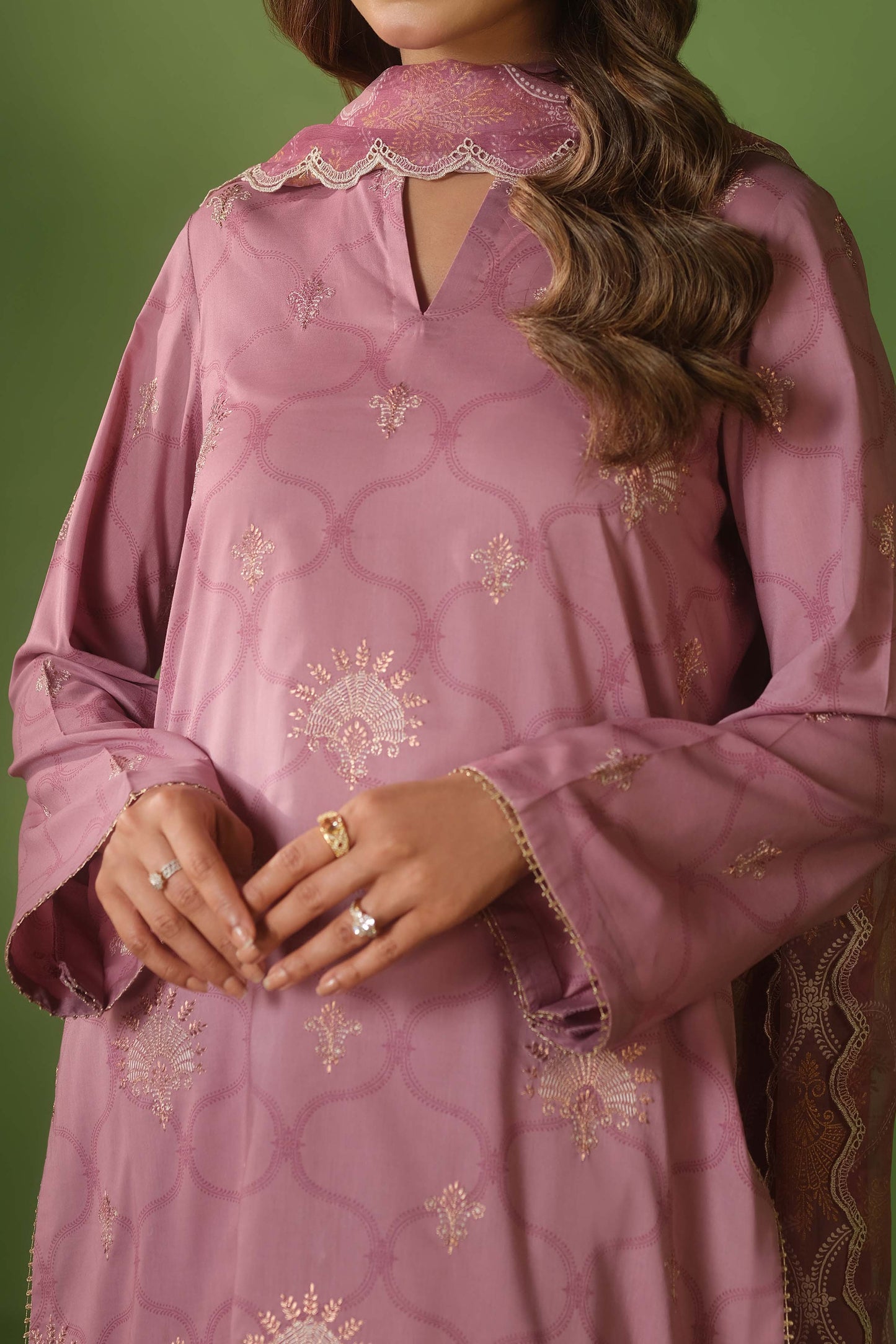 LAWN | EMBROIDERED