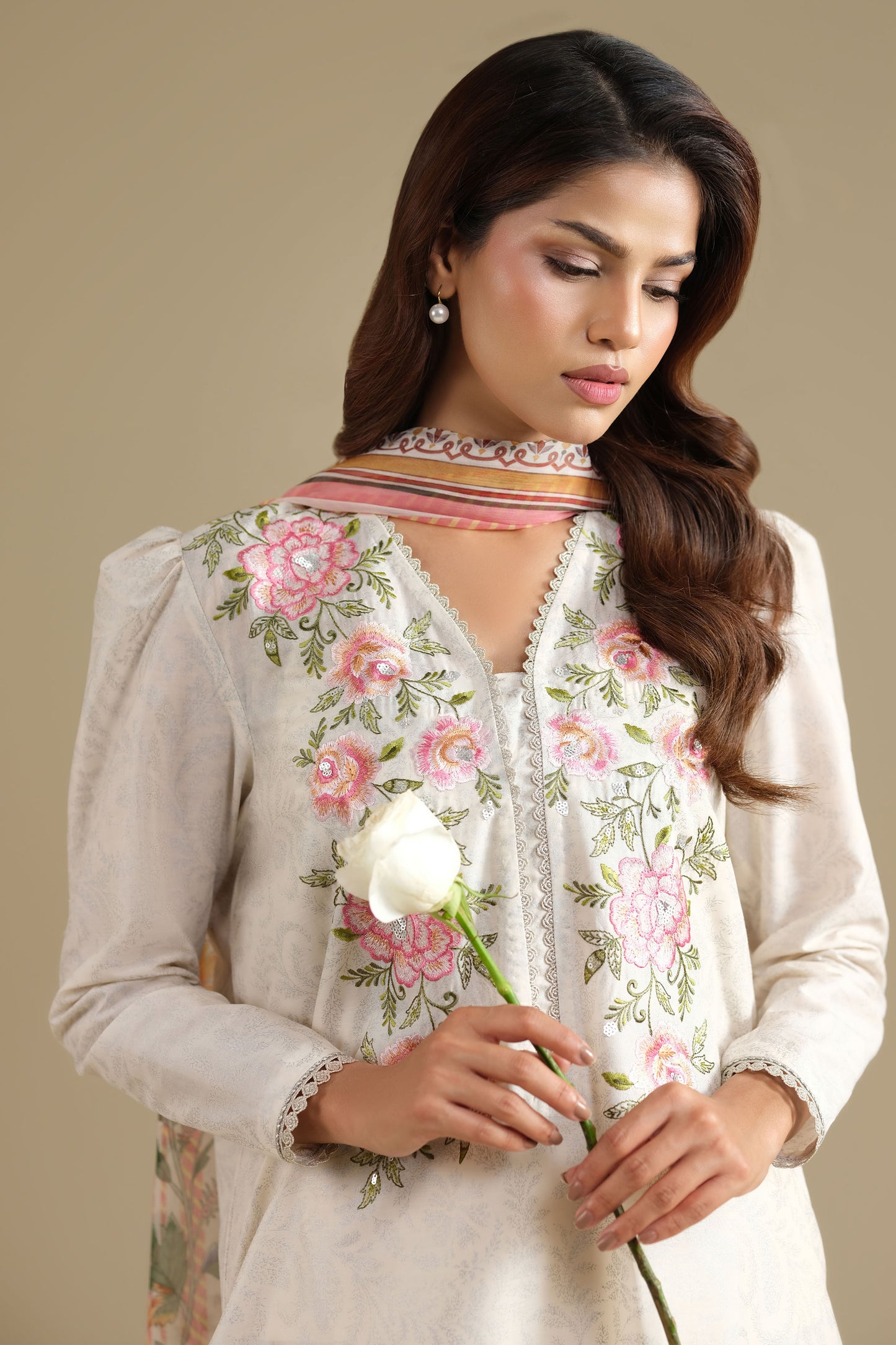 LAWN | EMBROIDERED