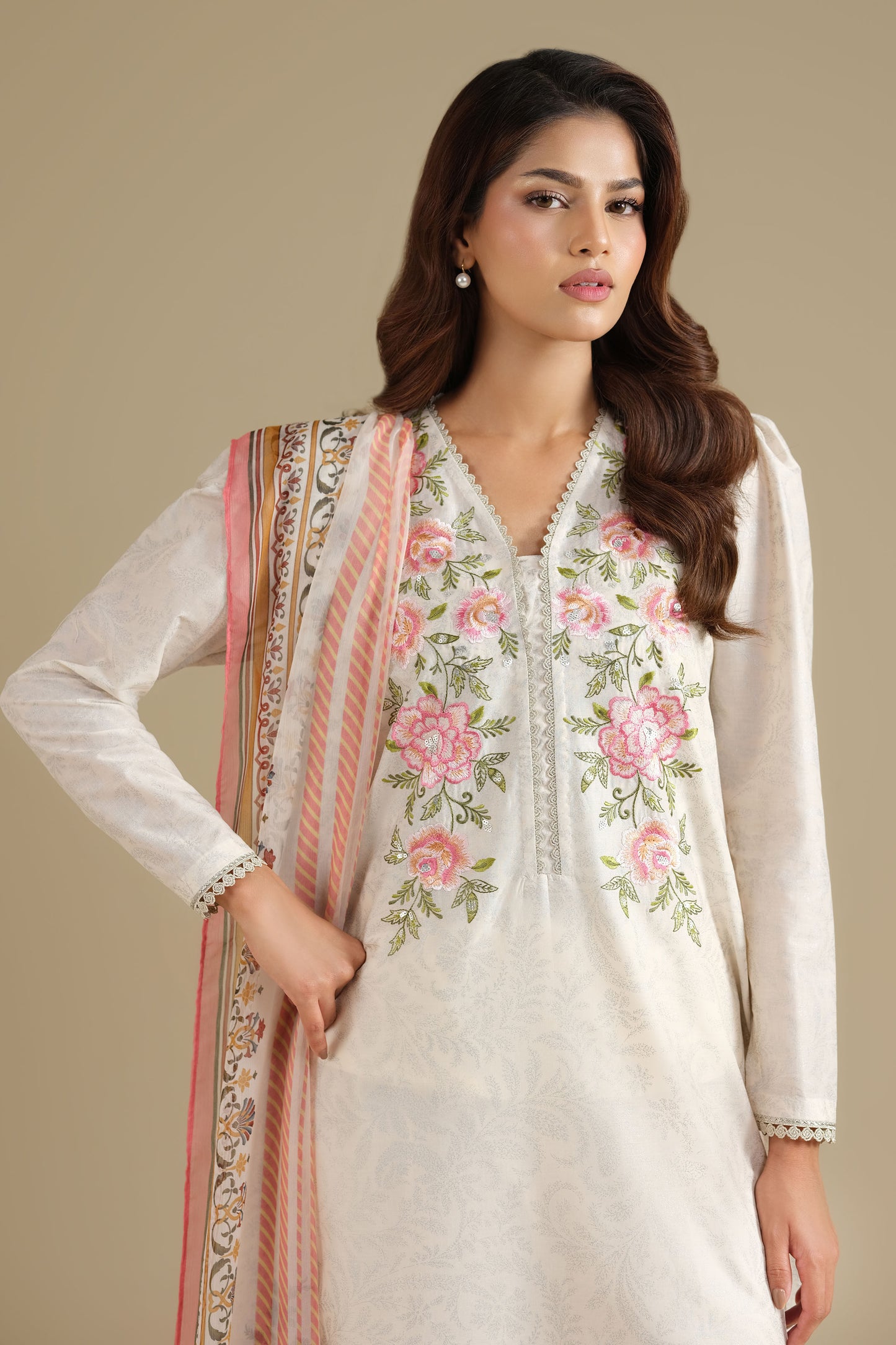 LAWN | EMBROIDERED