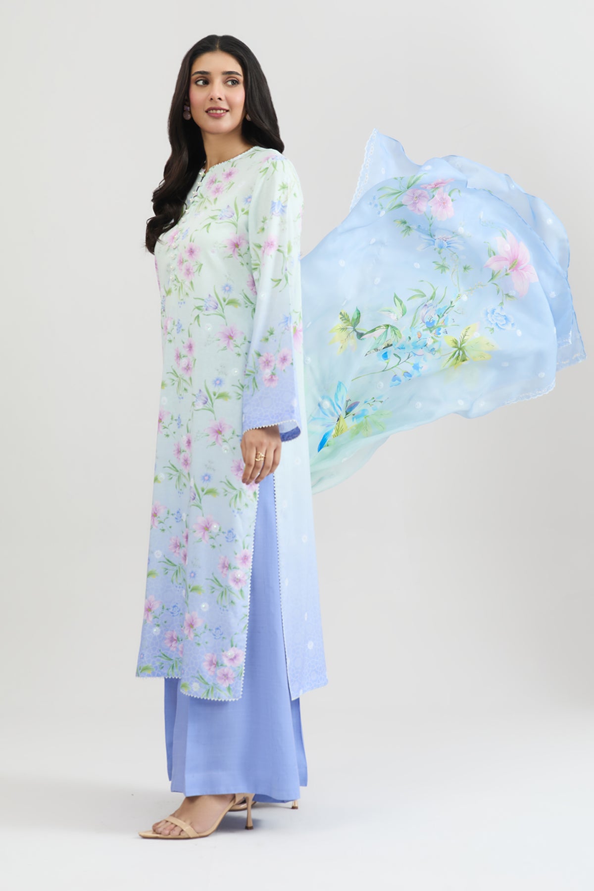 RAW SILK | EMBROIDERED - Shop Now at Kayseria
