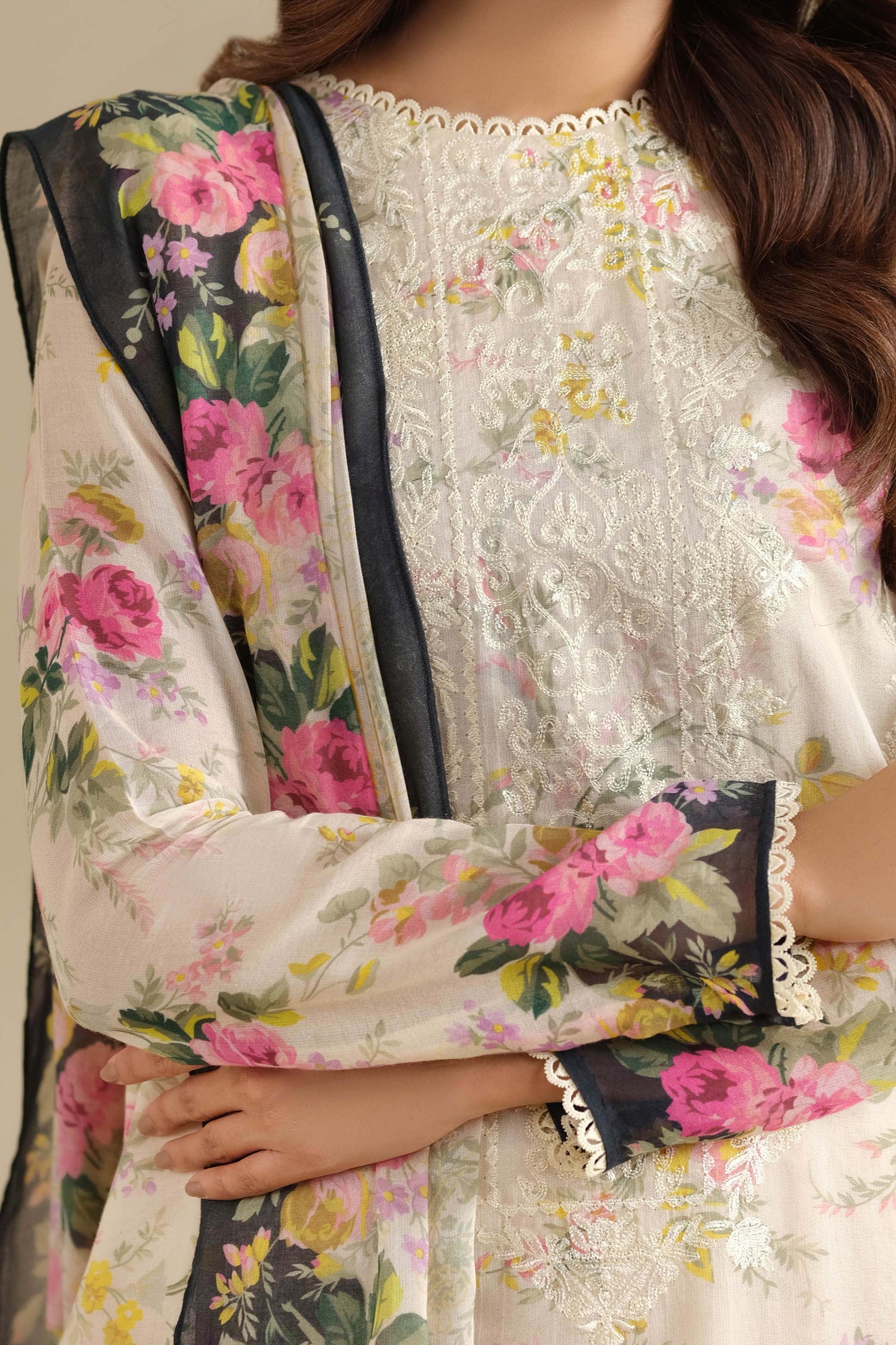 DHAKA MALMAL | EMBROIDERED