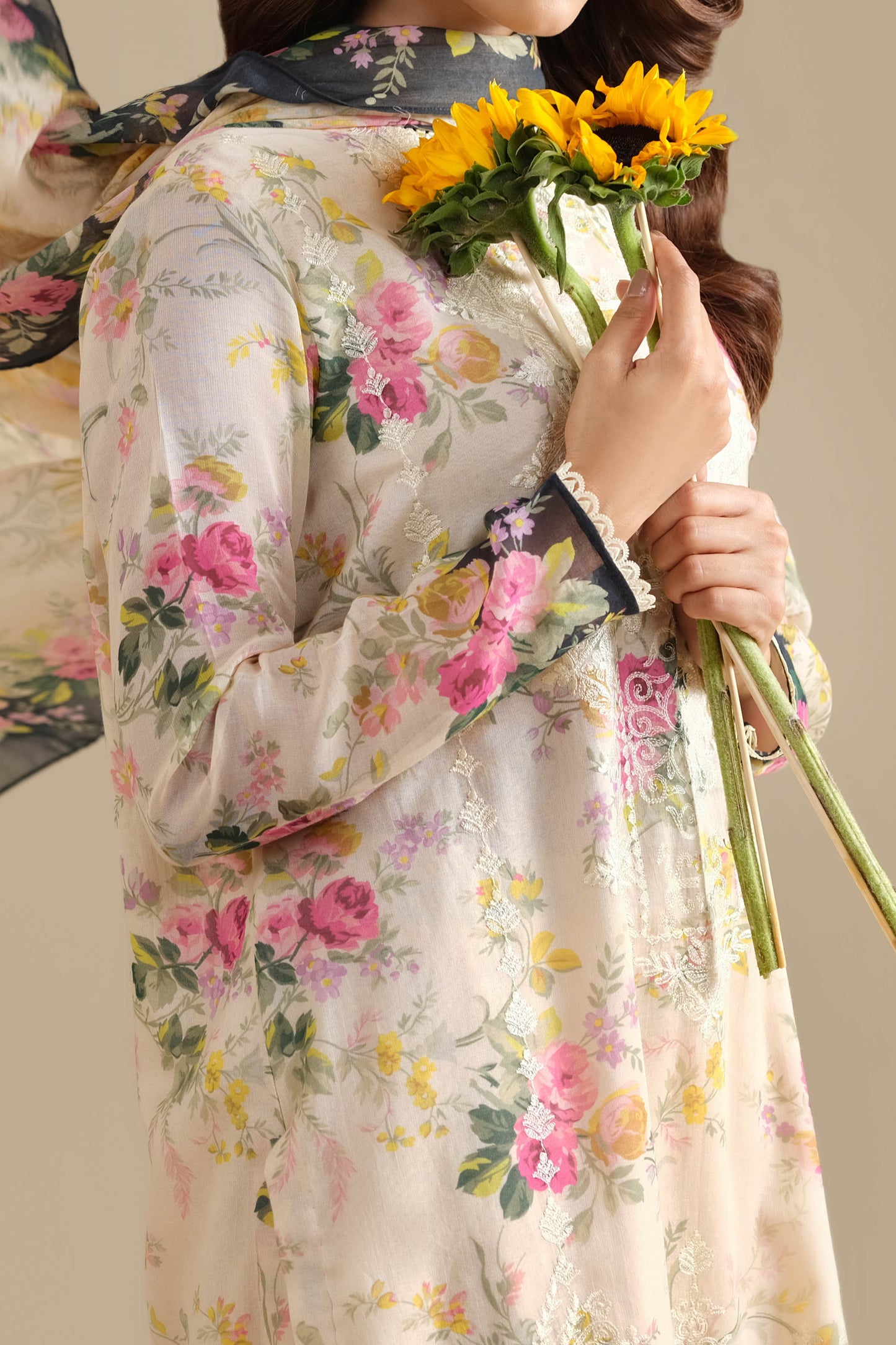 DHAKA MALMAL | EMBROIDERED