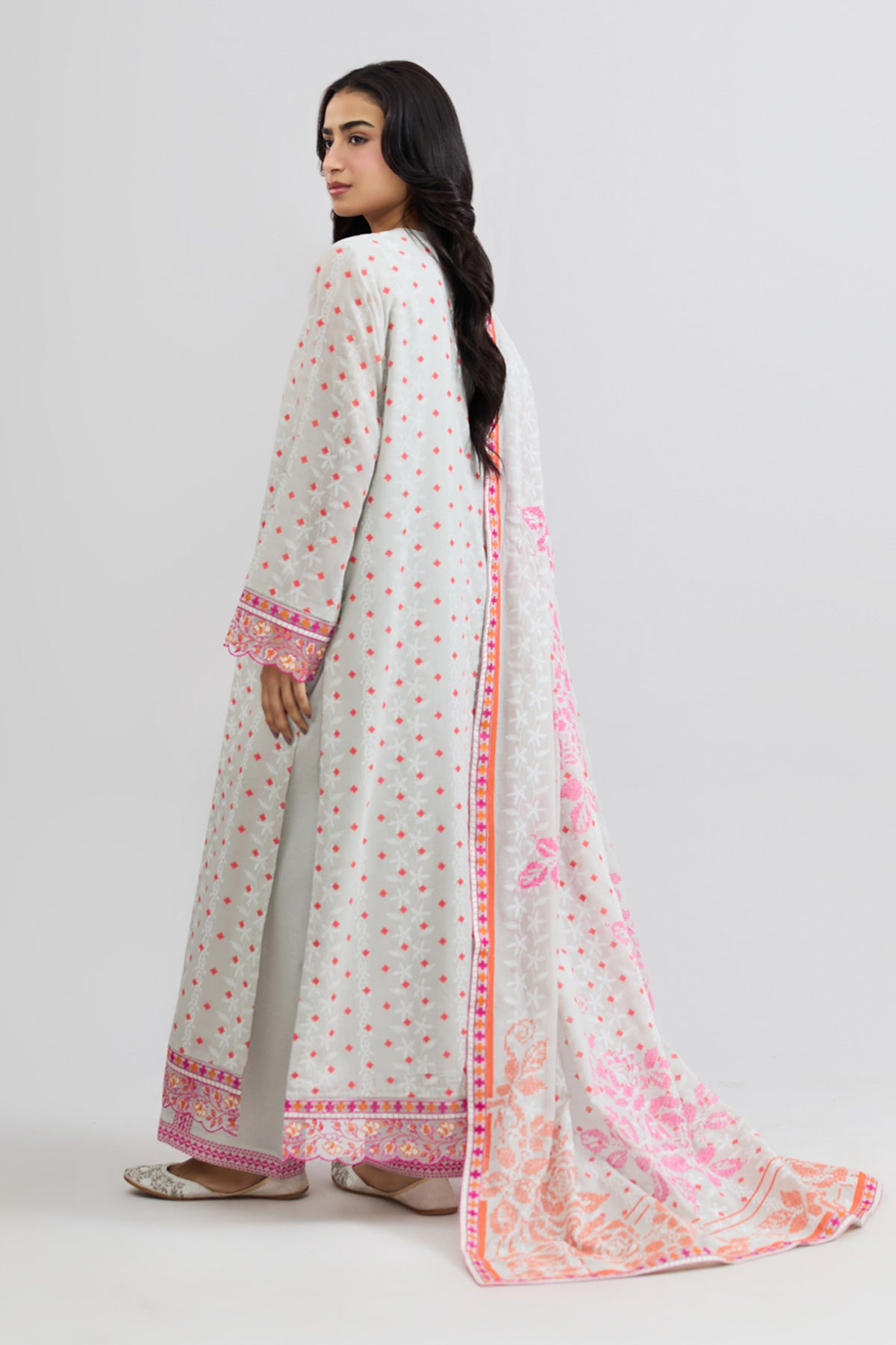 DHAKA MALMAL | EMBROIDERED - Shop Now at Kayseria