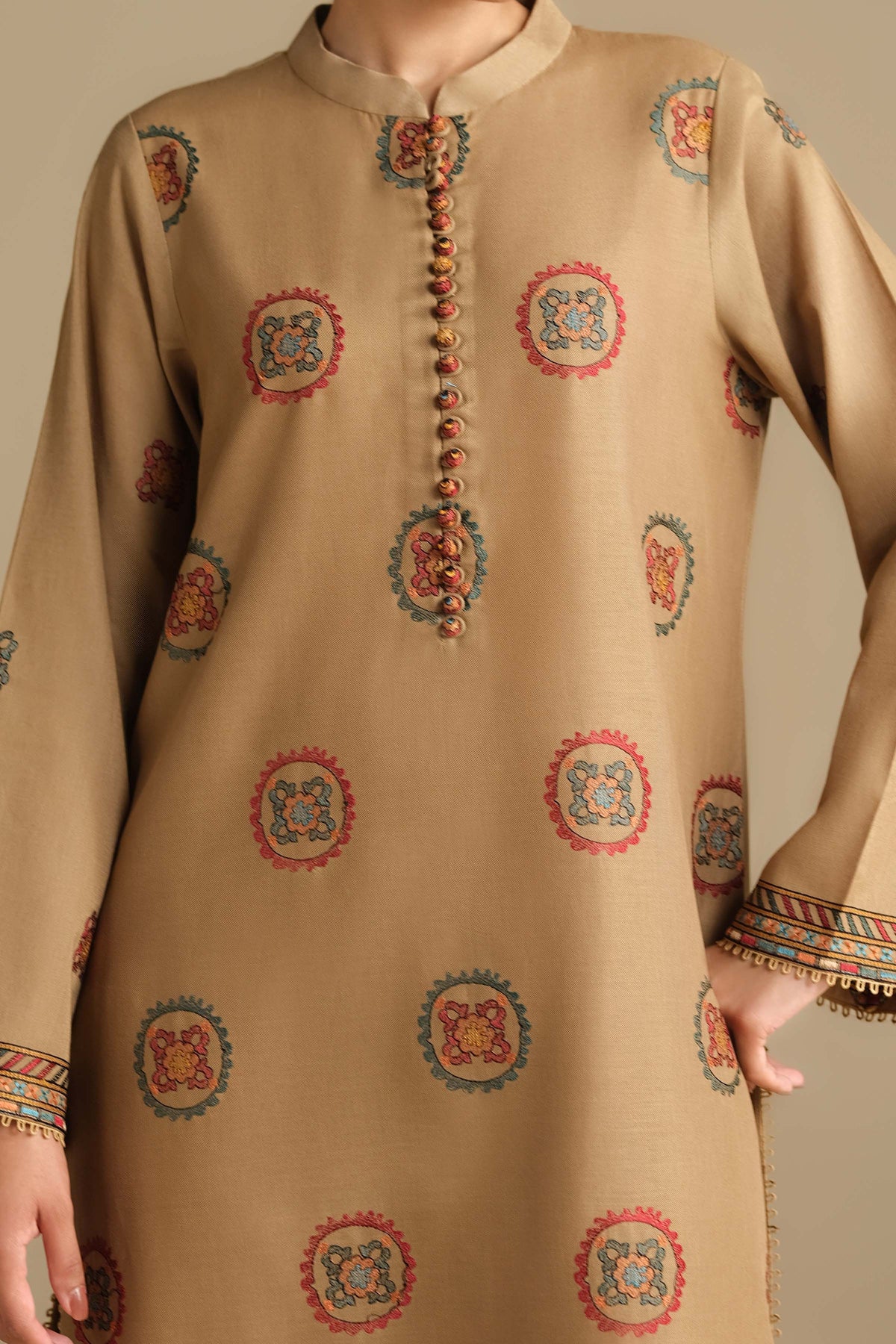 KHADDAR | EMBROIDERED