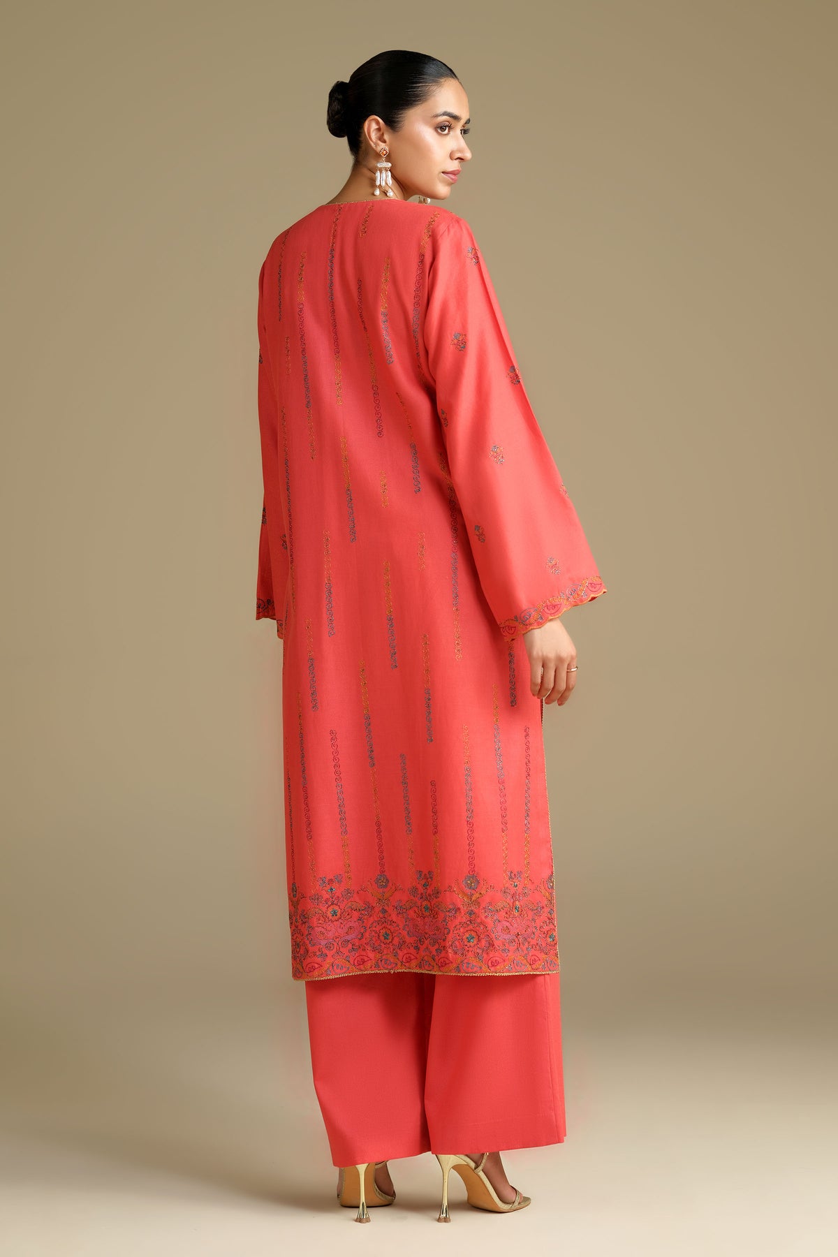 KHADDAR | EMBROIDERED