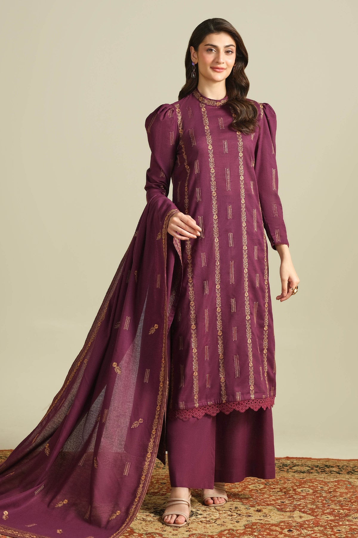 KHADDAR | EMBROIDERED