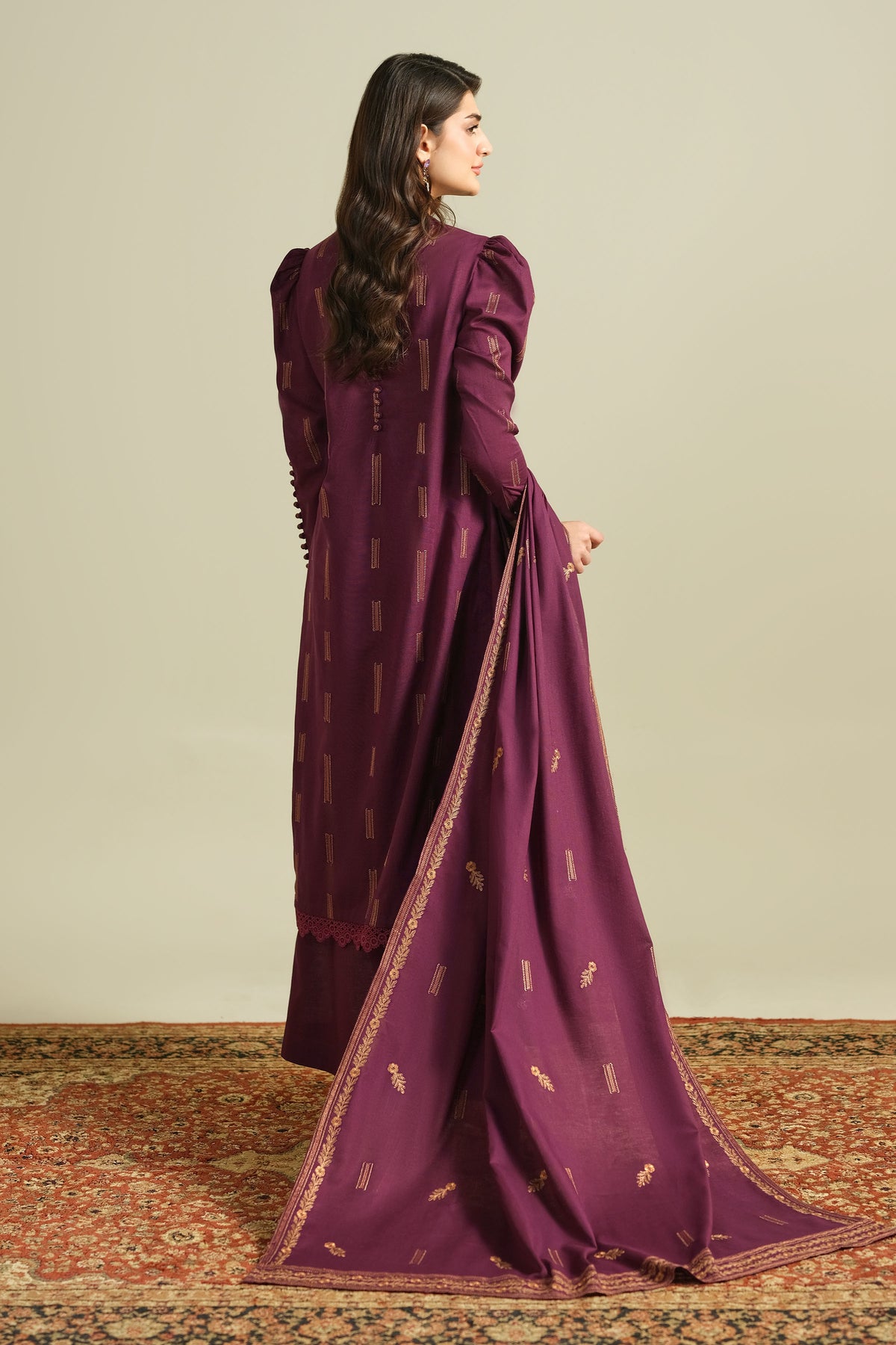 KHADDAR | EMBROIDERED