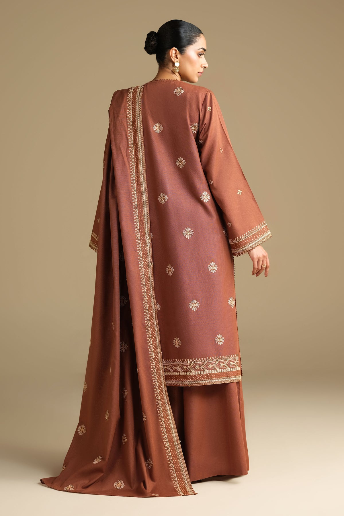 KHADDAR | EMBROIDERED