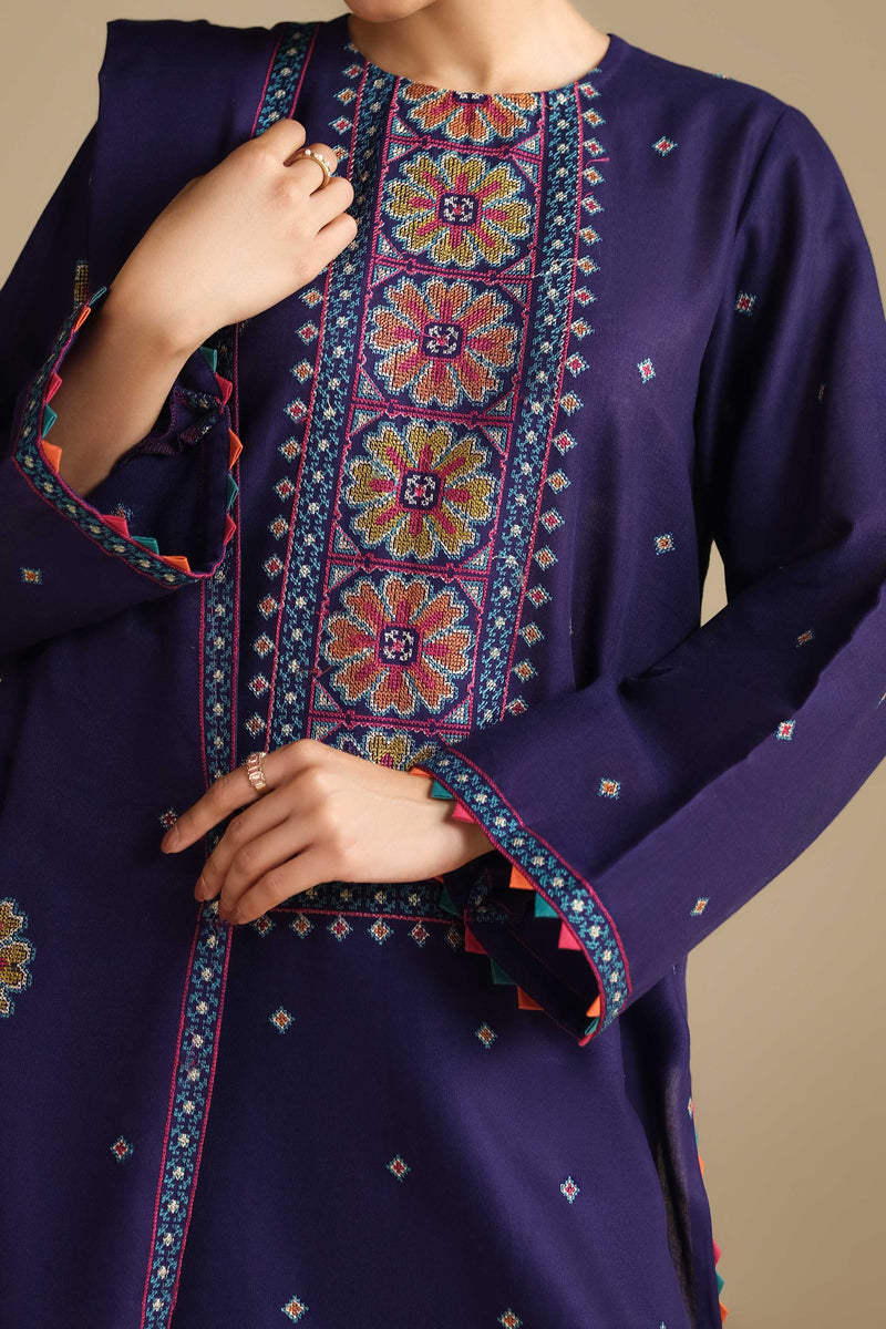 KHADDAR | EMBROIDERED
