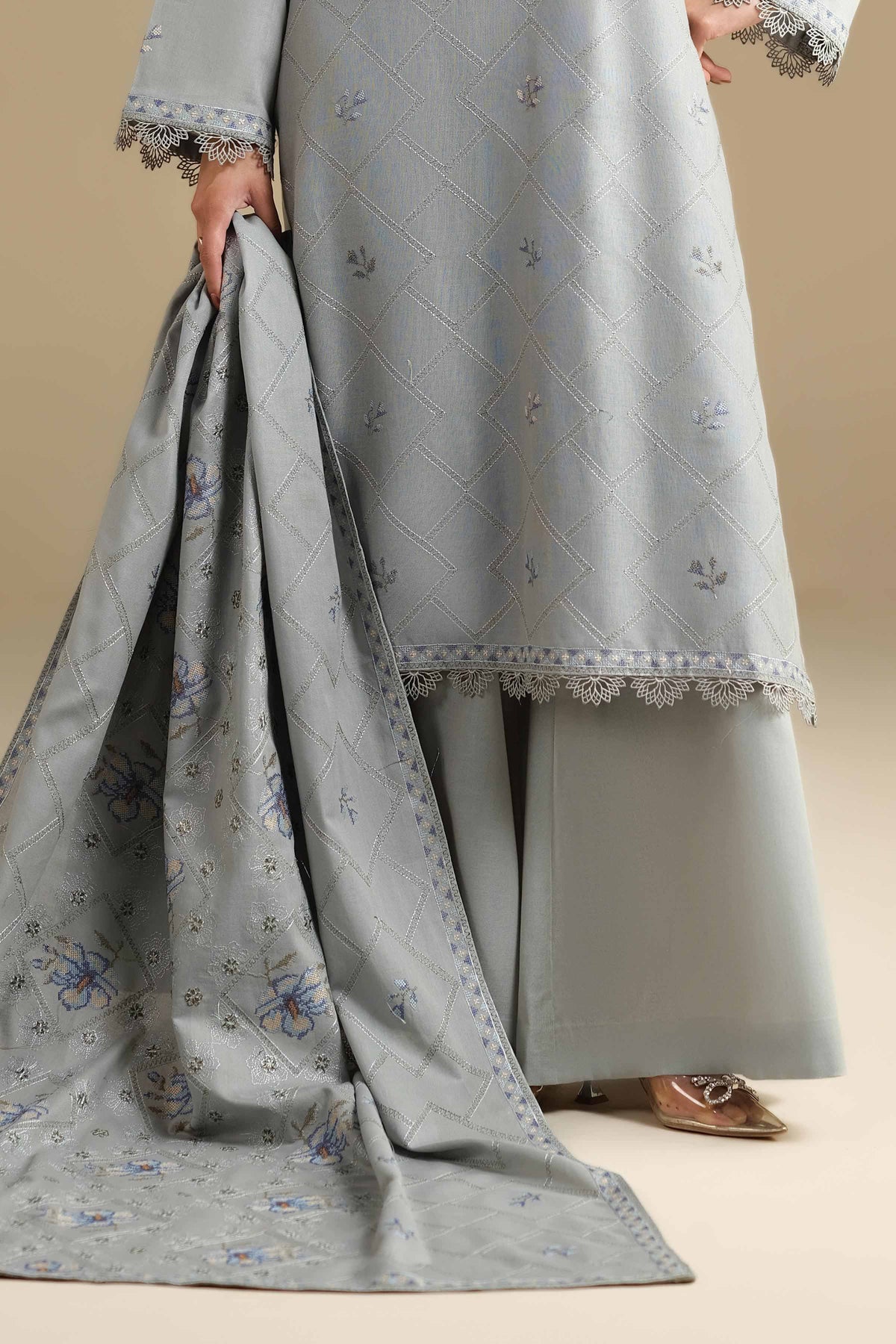 KHADDAR | EMBROIDERED