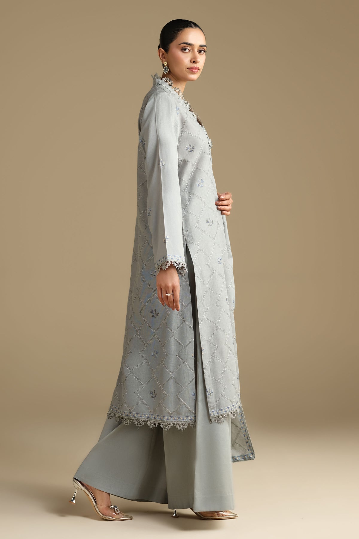 KHADDAR | EMBROIDERED