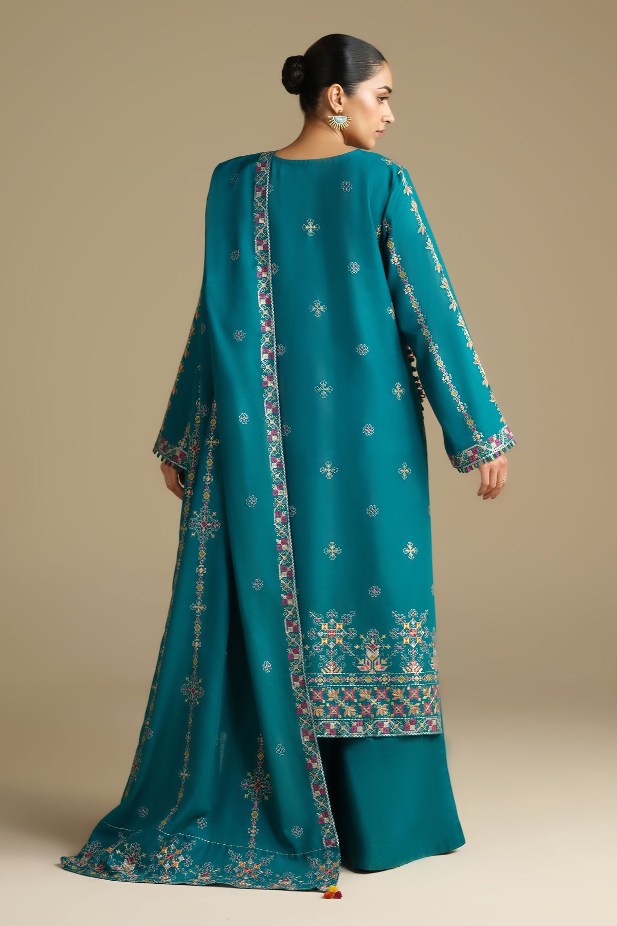 KHADDAR | EMBROIDERED