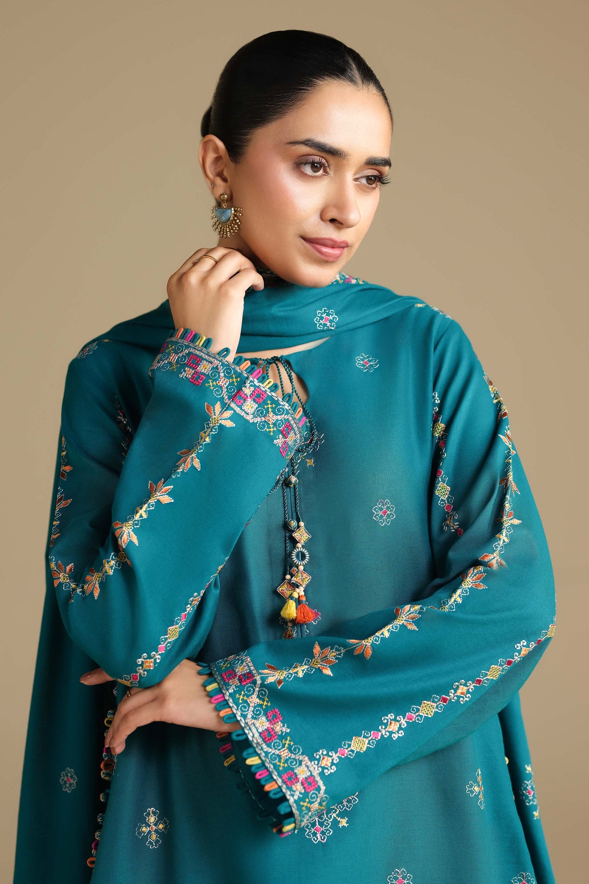 KHADDAR | EMBROIDERED