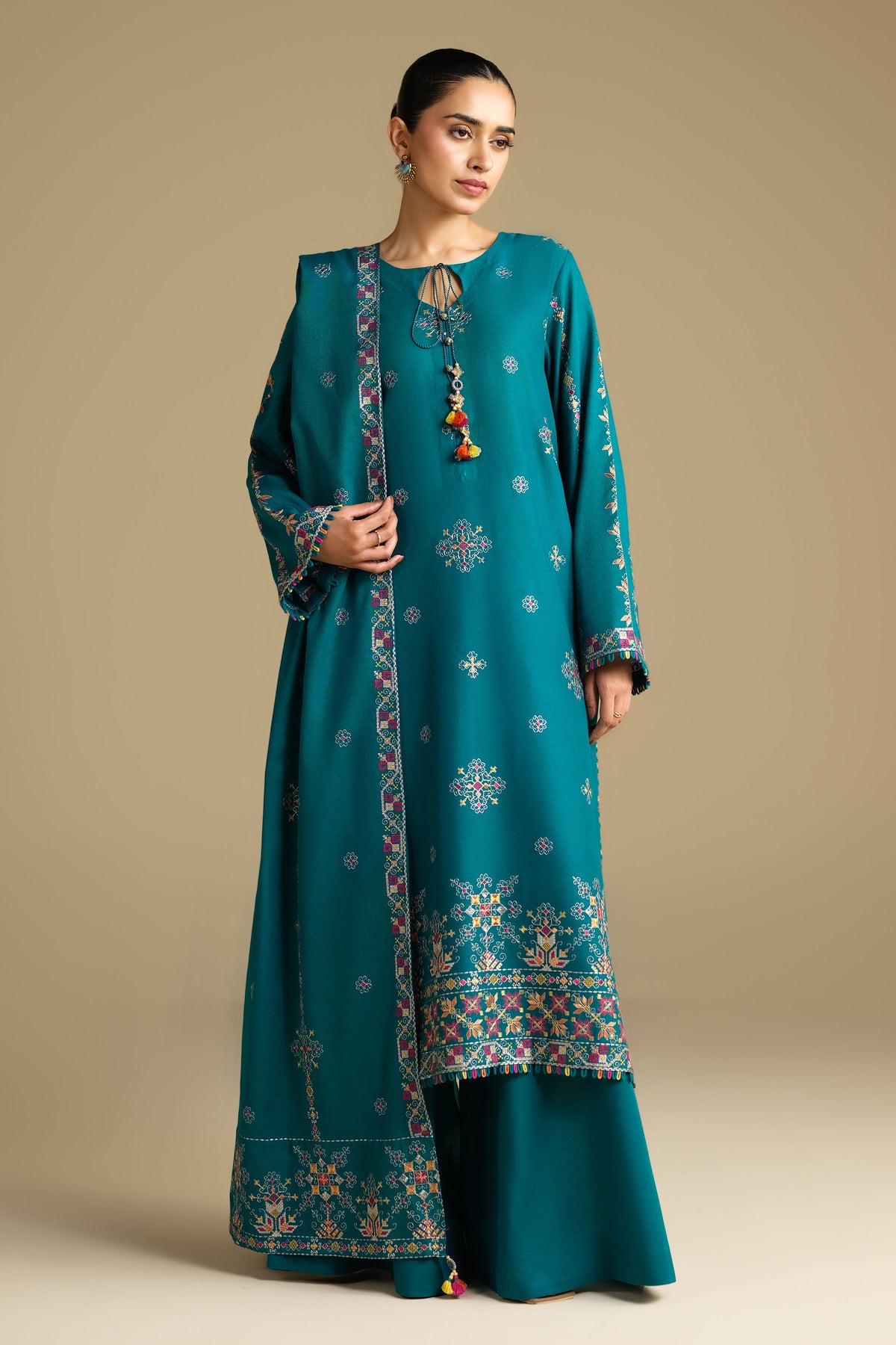 KHADDAR | EMBROIDERED