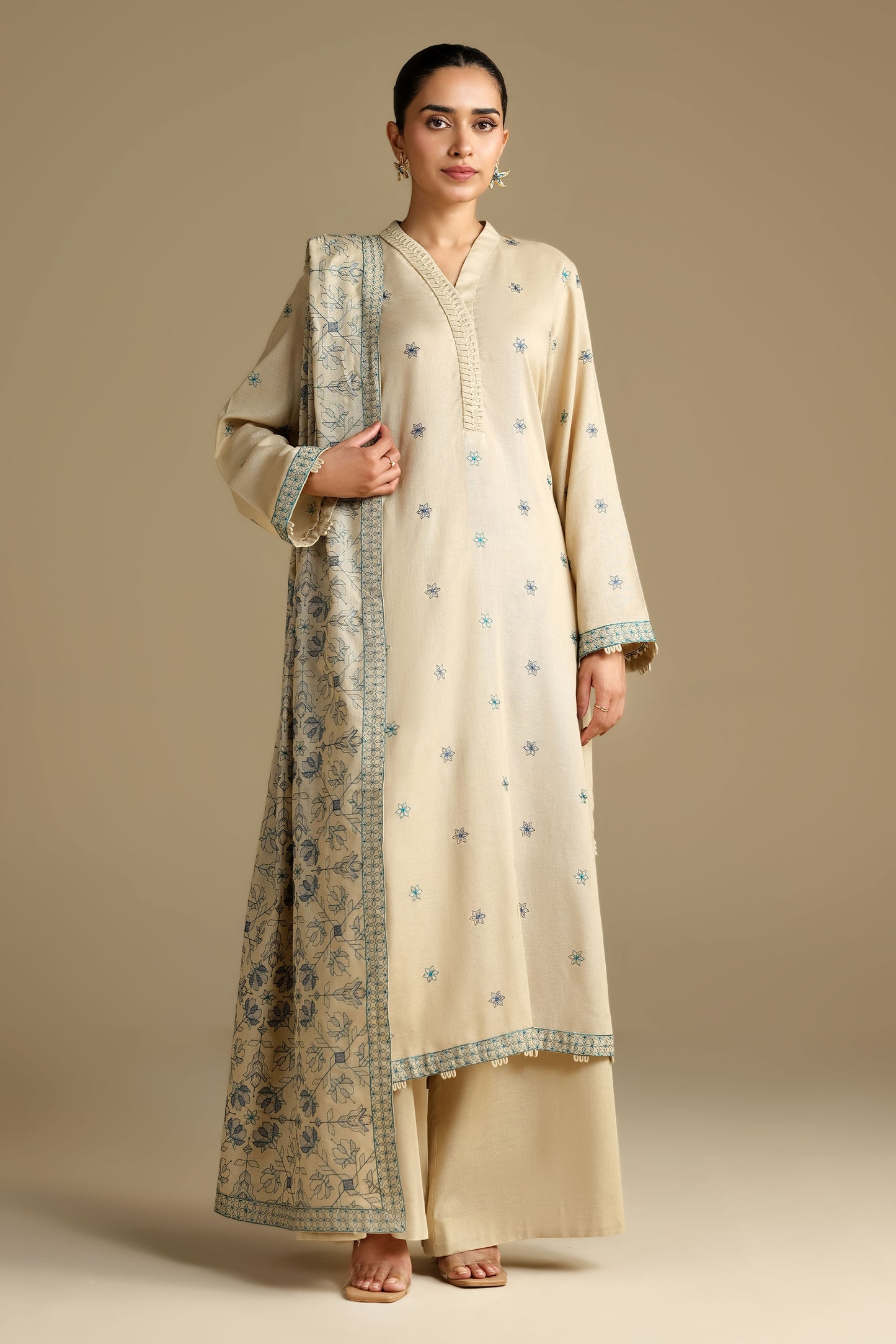 KHADDAR | EMBROIDERED