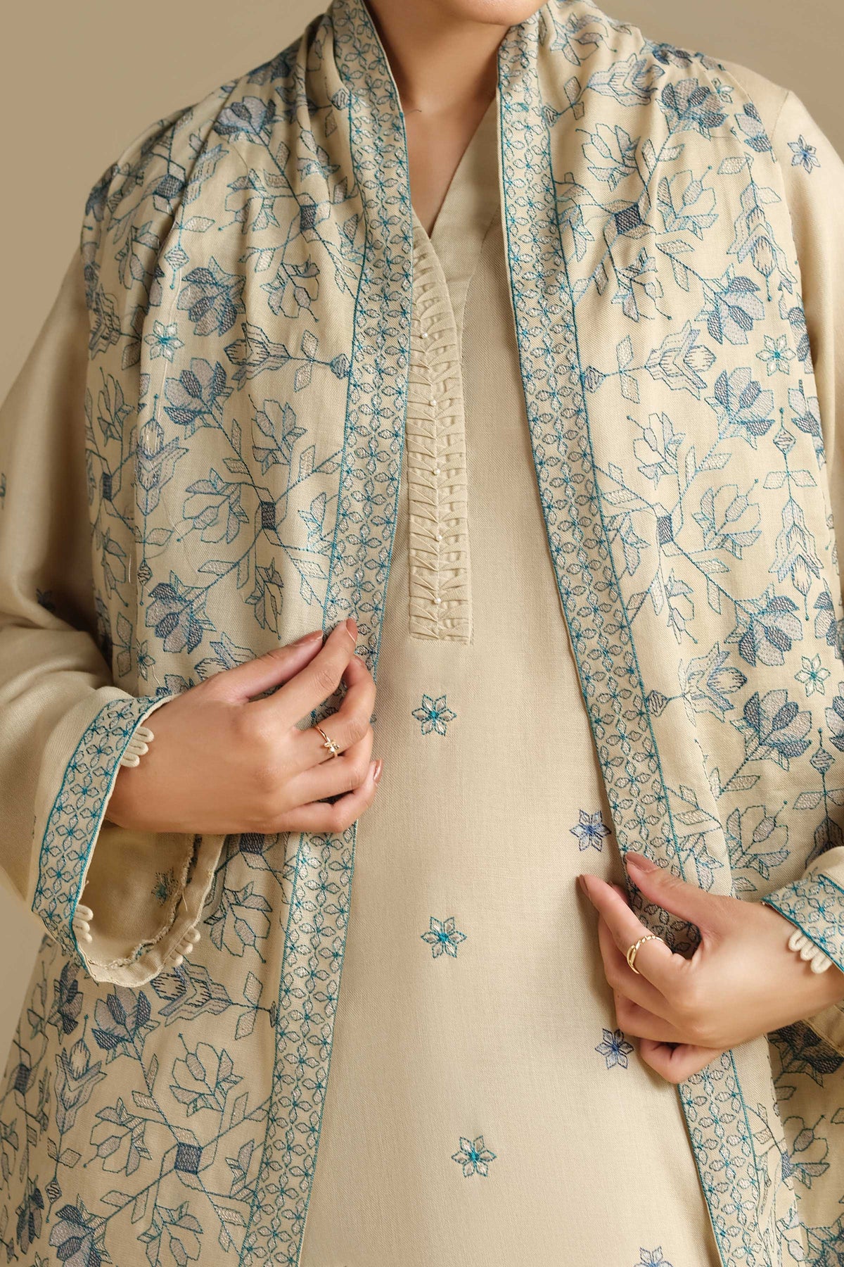 KHADDAR | EMBROIDERED
