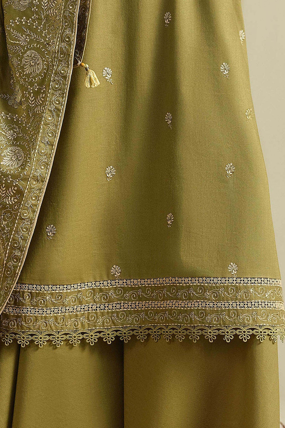 KHADDAR | EMBROIDERED