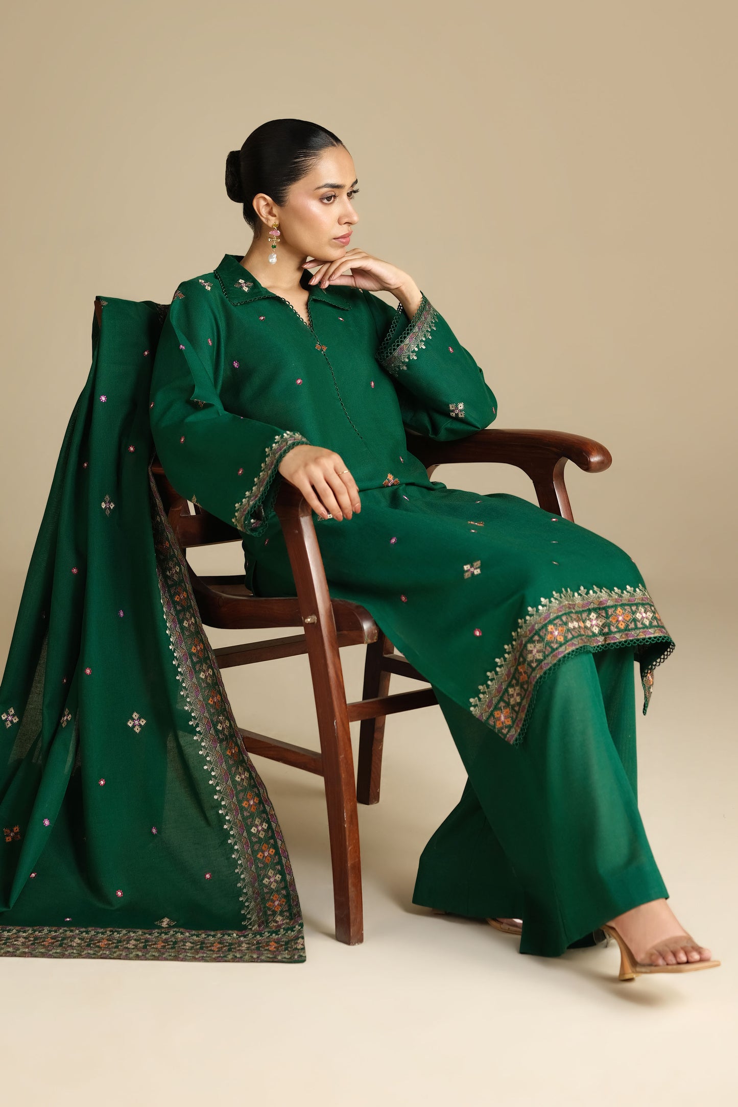 KHADDAR | EMBROIDERED